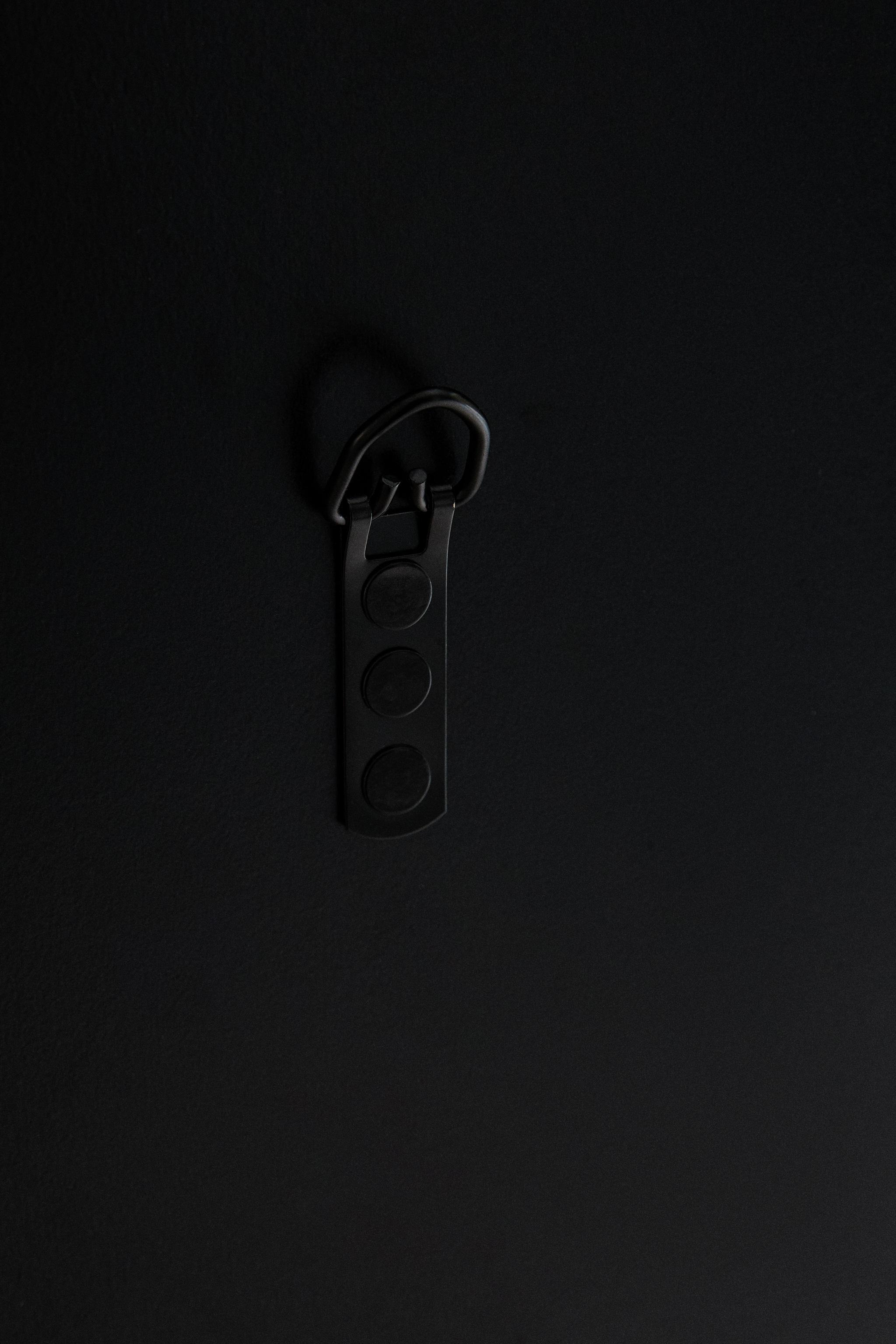 TRIPTYCH METAL MIRROR