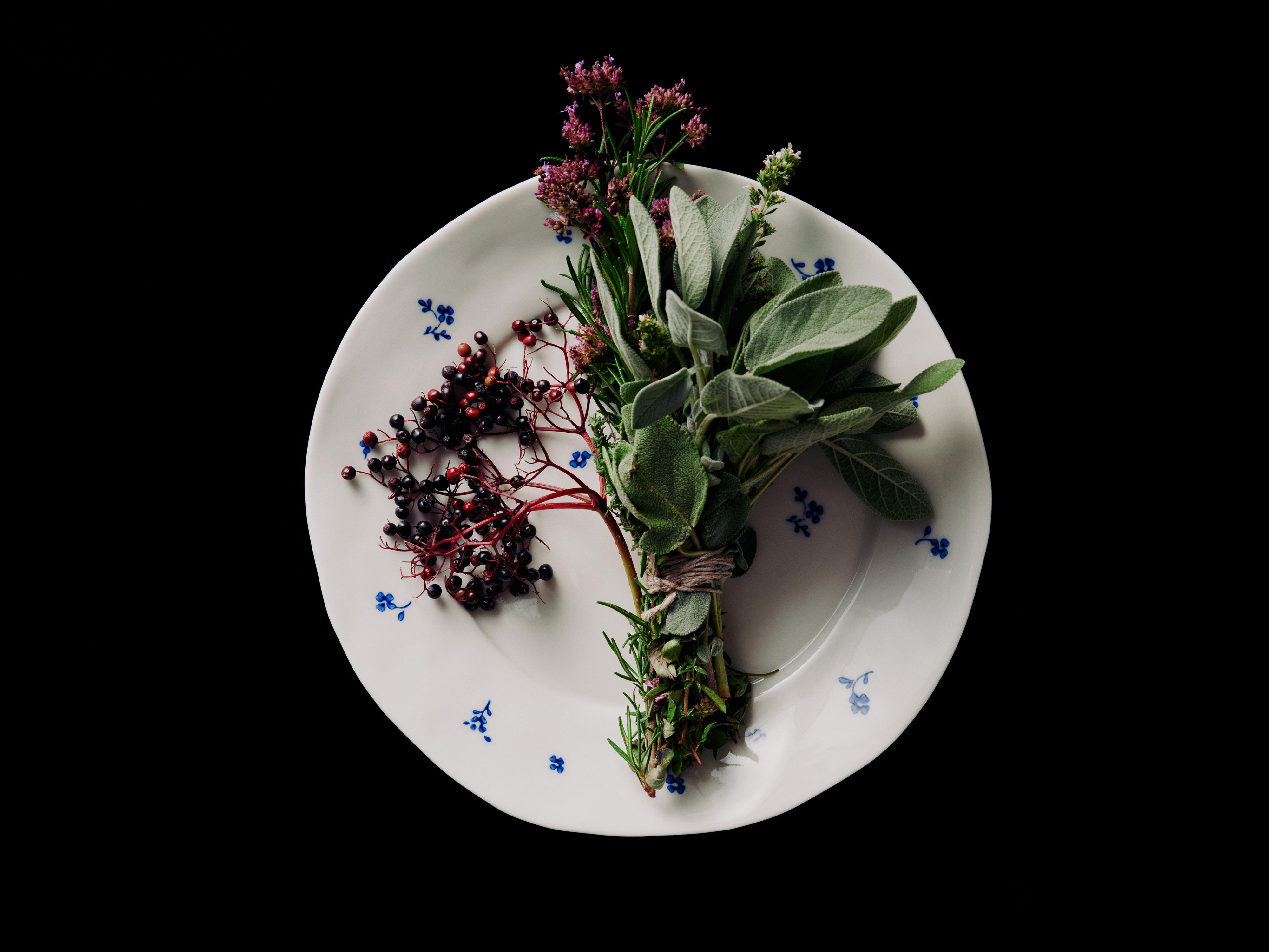 BONE CHINA DESSERT PLATE