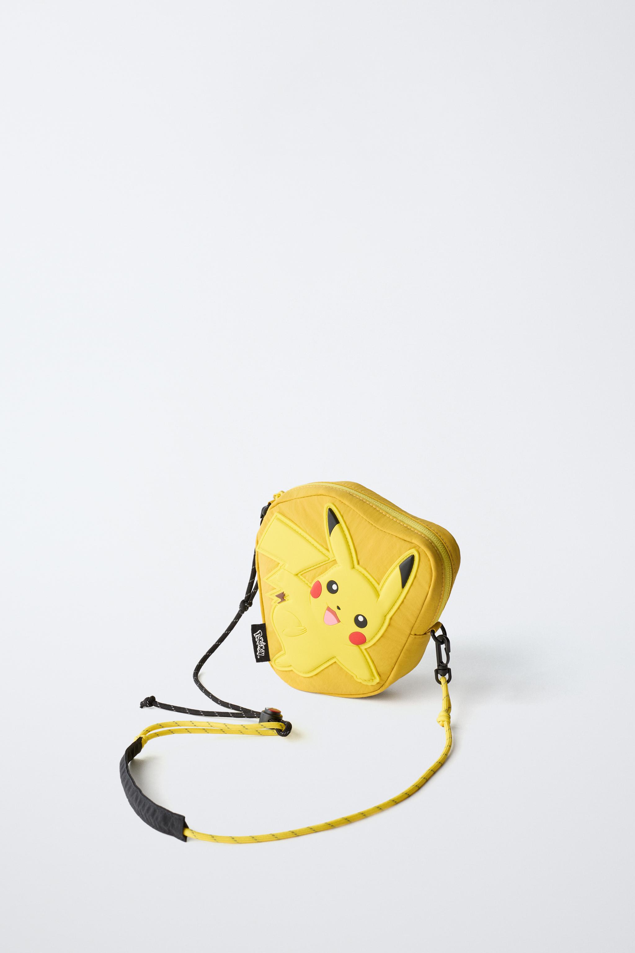 PIKACHU POKÉMON ™ CROSSBODY BAG