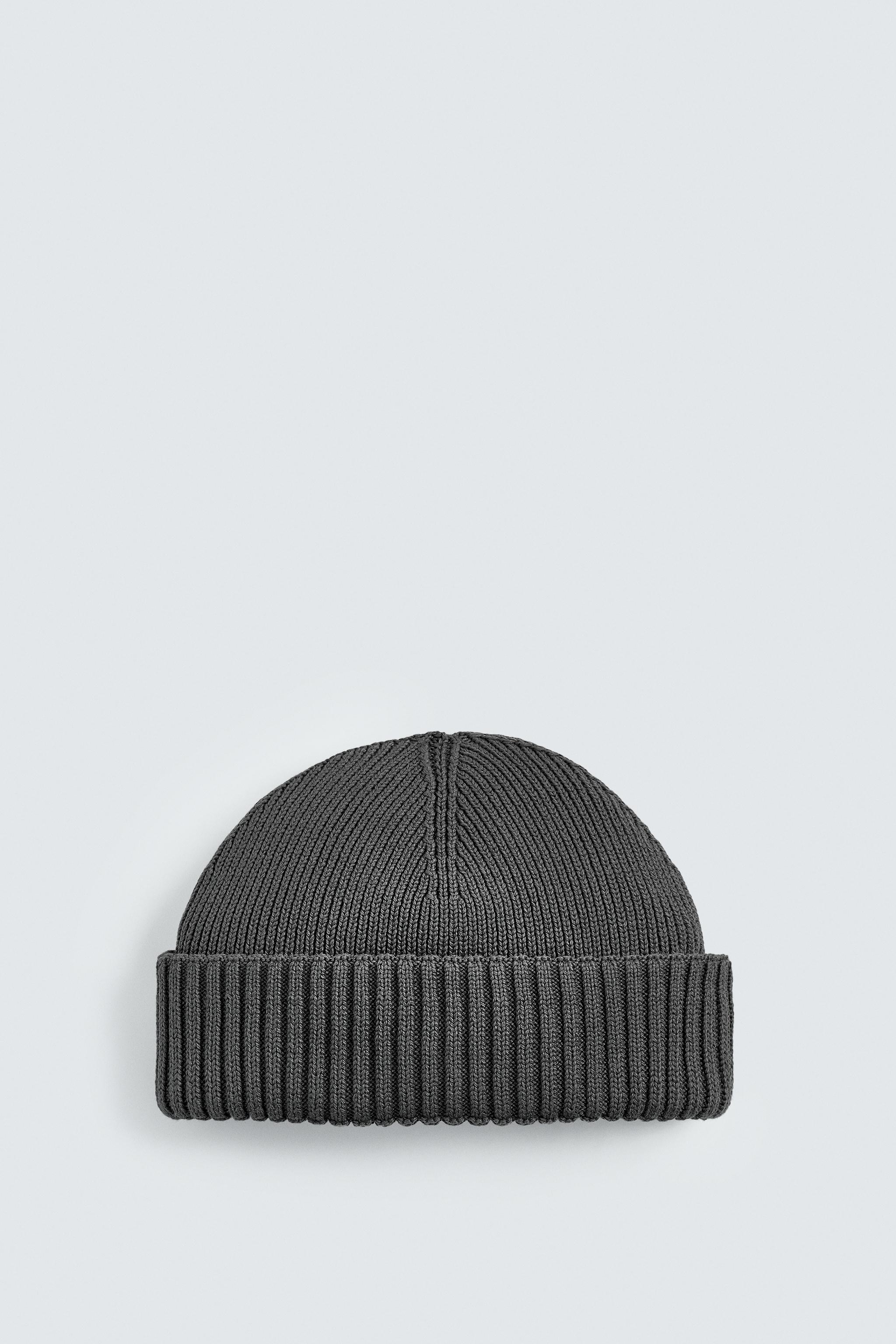 SHORT KNIT HAT
