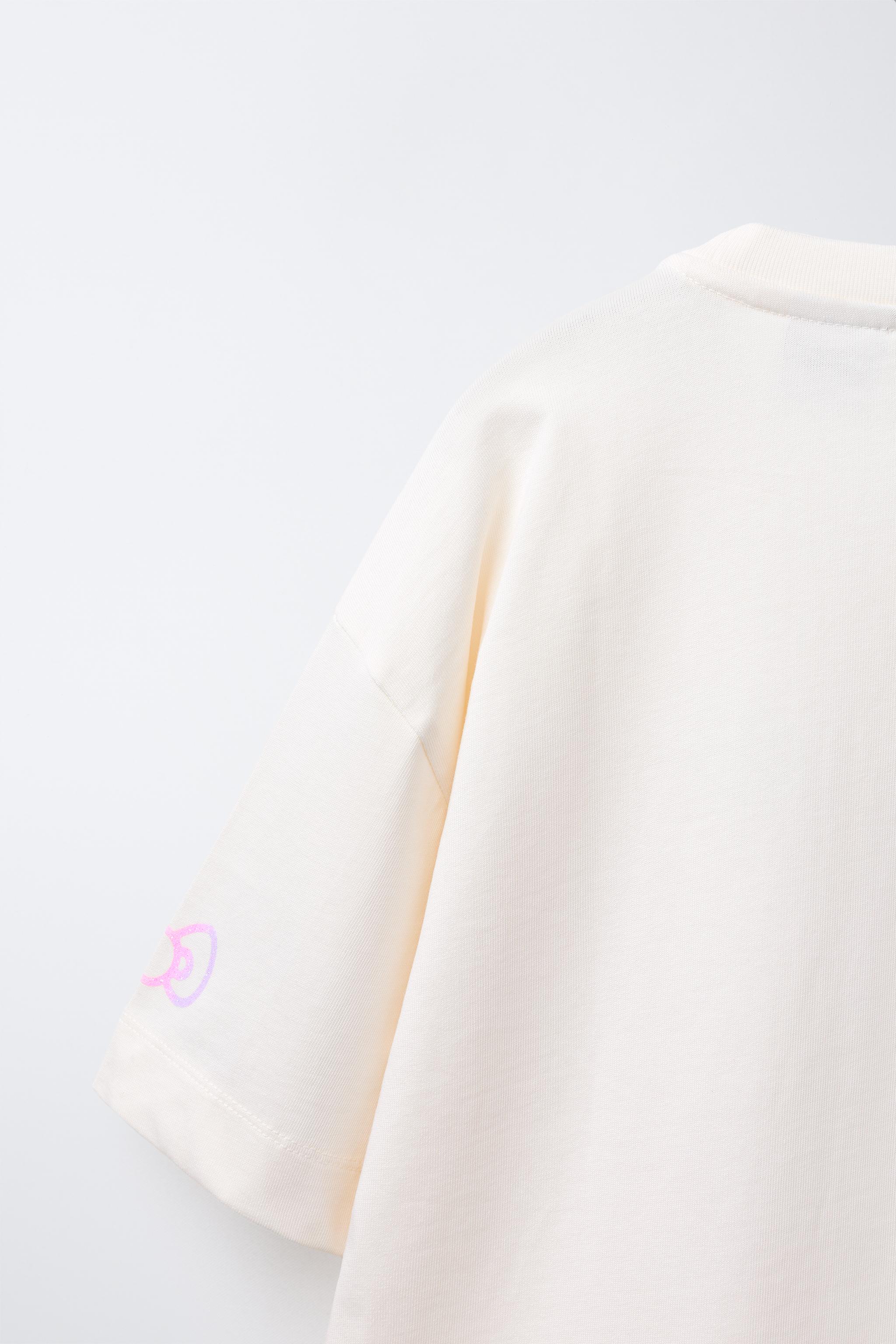 HELLO KITTY AND FRIENDS © SANRIO T-SHIRT