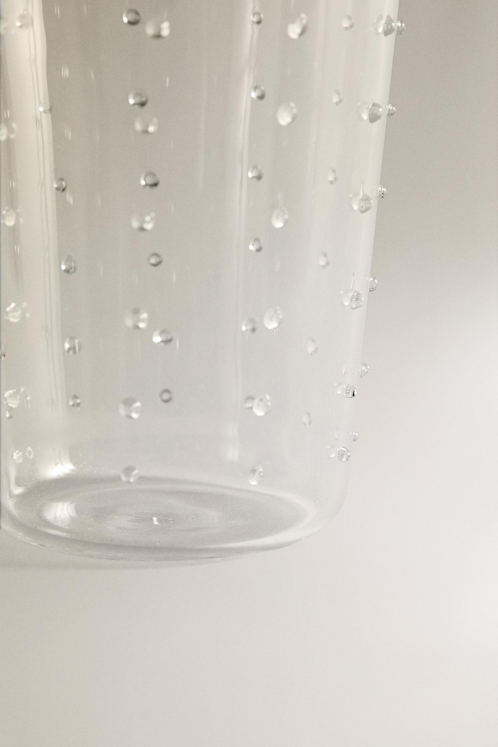 BOROSILICATE GLASS TUMBLER WITH DOTS