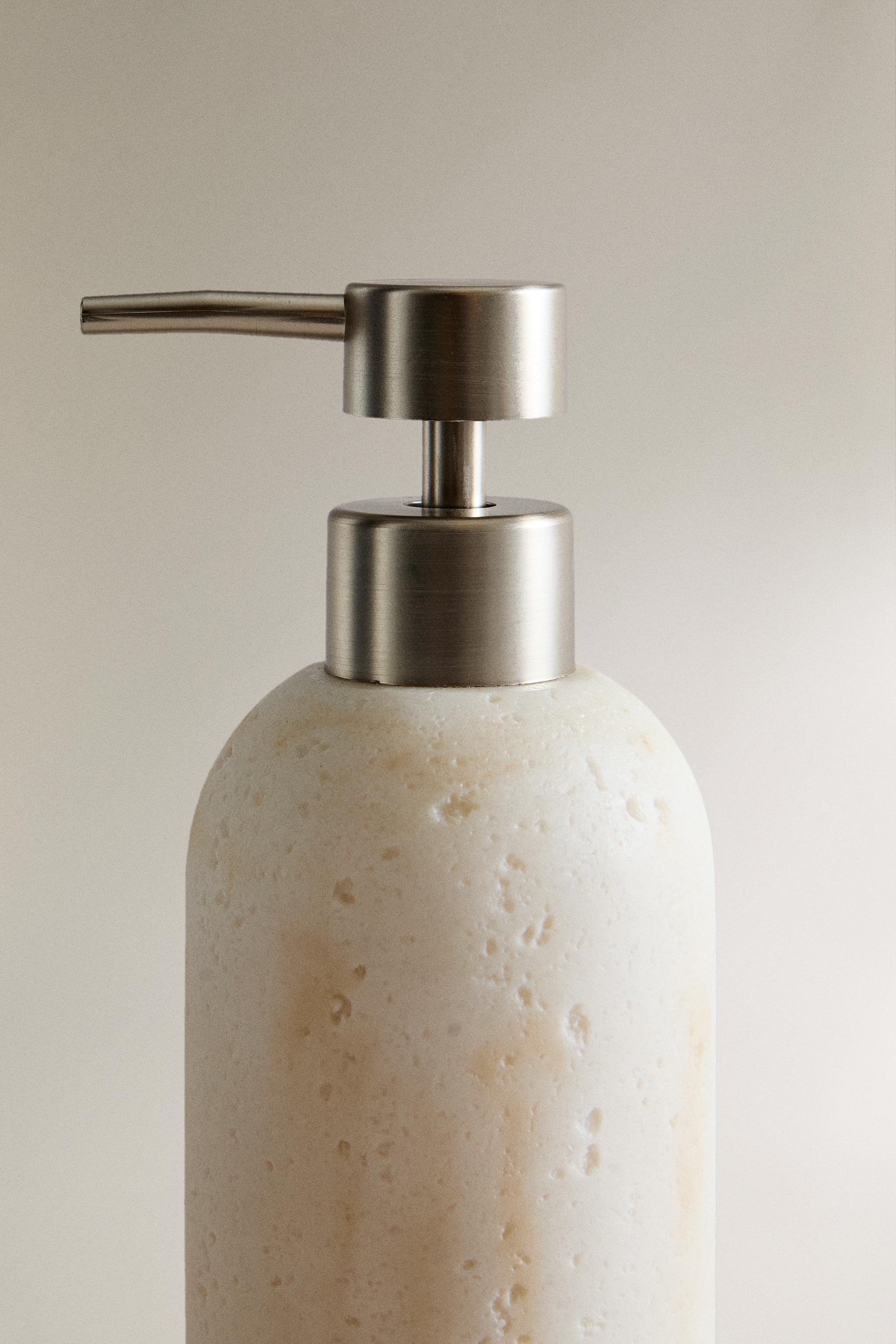 MARBLE-EFFECT SOAP DISPENSER