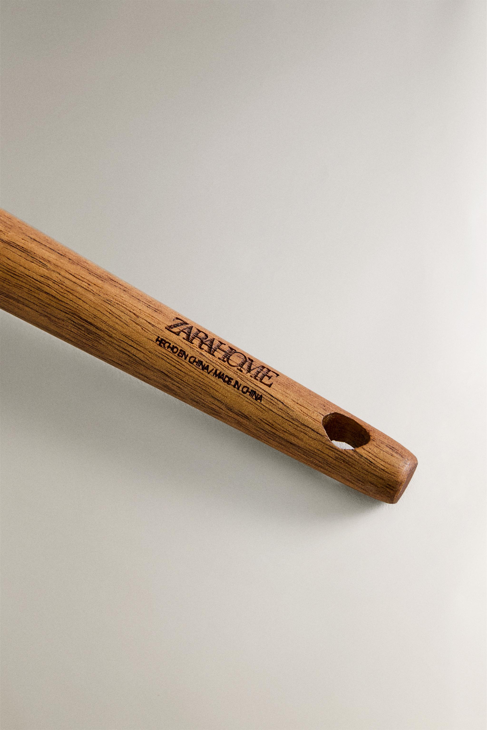 SILICONE AND WOOD WHISK