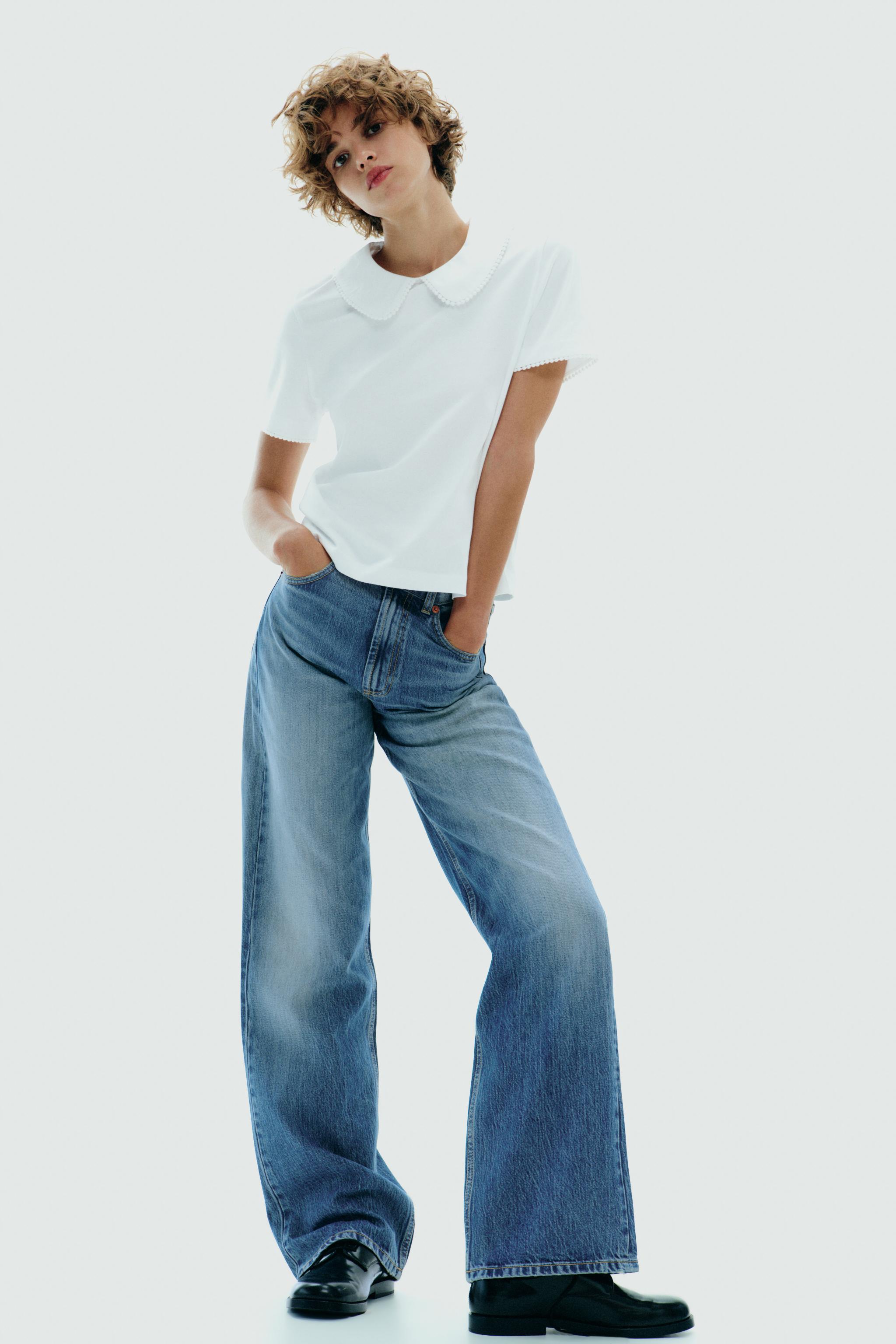 PETER PAN COLLAR T-SHIRT