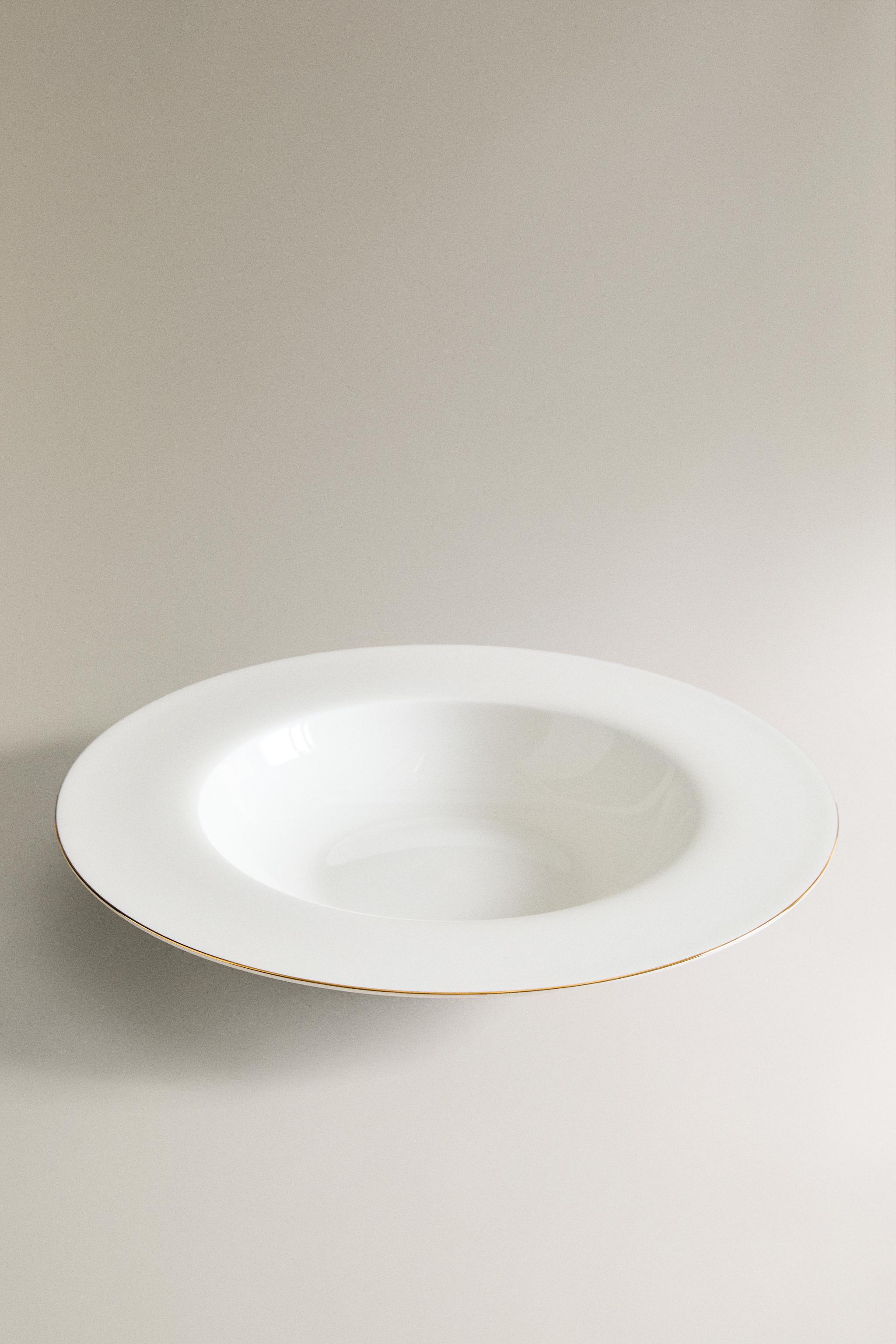 RIMMED BONE CHINA SOUP PLATE