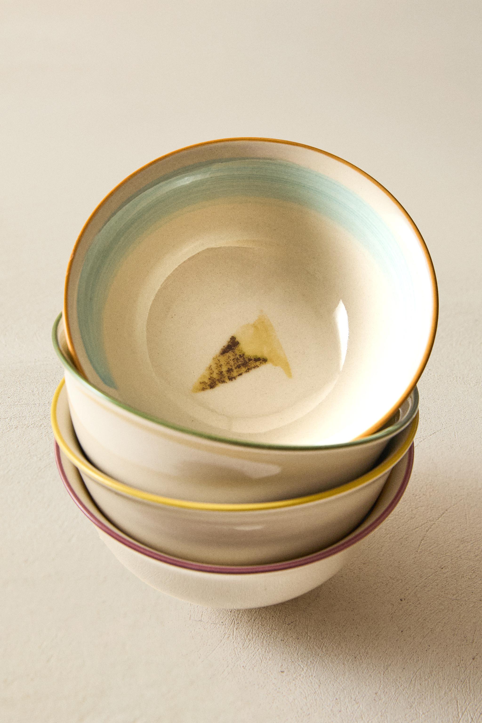 STONEWARE BOWL WITH ICE CREAM DESIGN