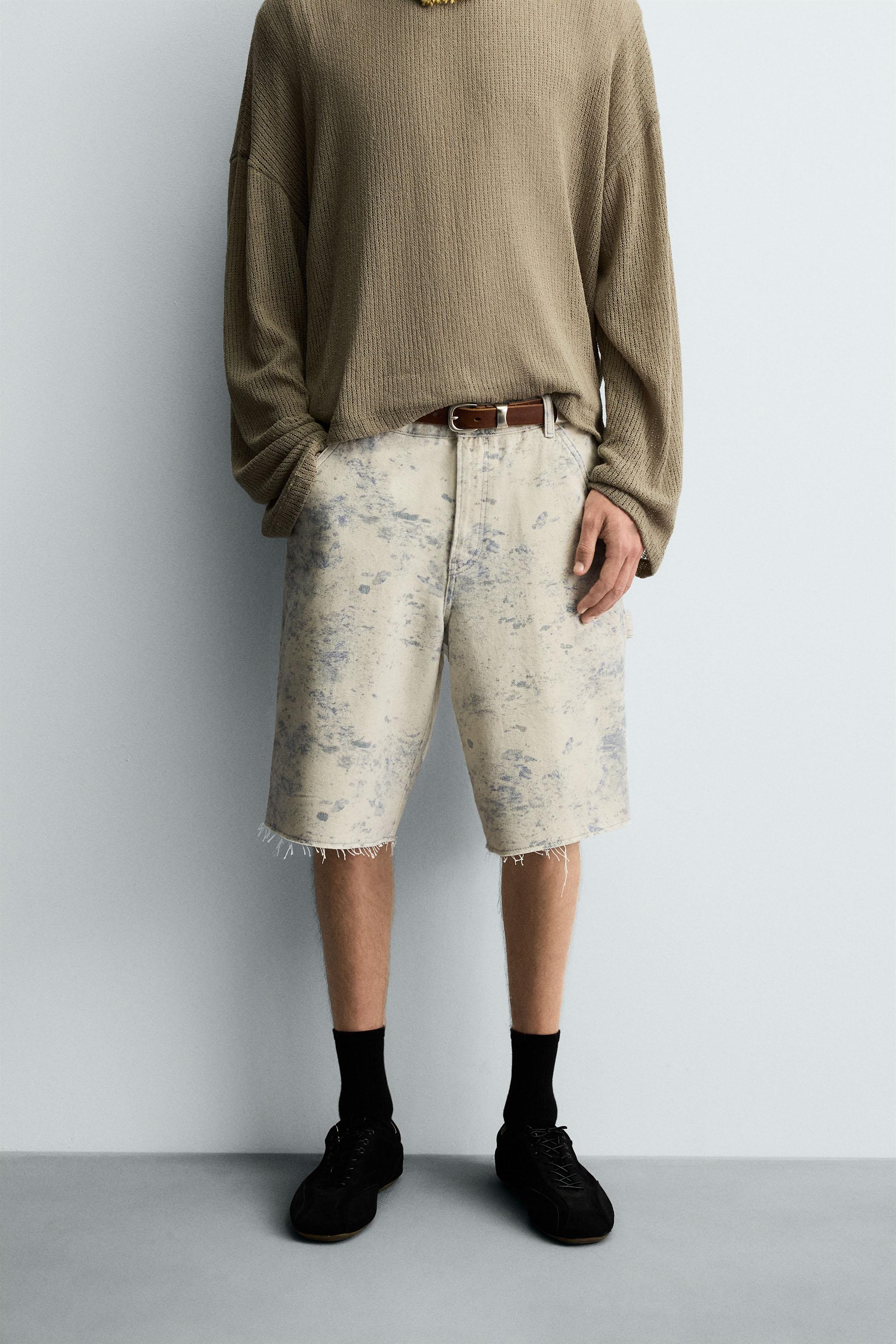 ABSTRACT PRINT CARPENTER POCKET BERMUDA SHORTS