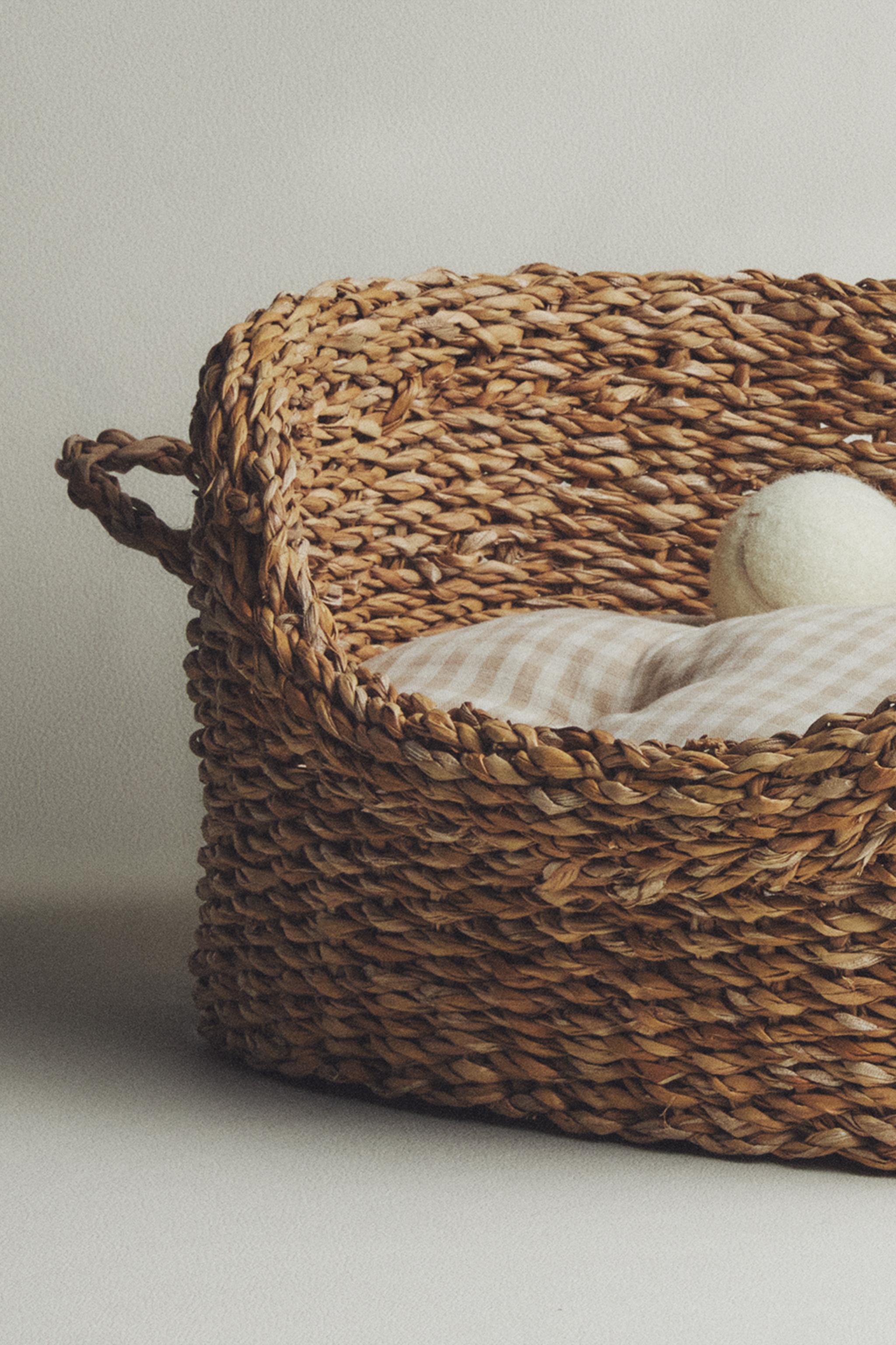 PET BASKET BED