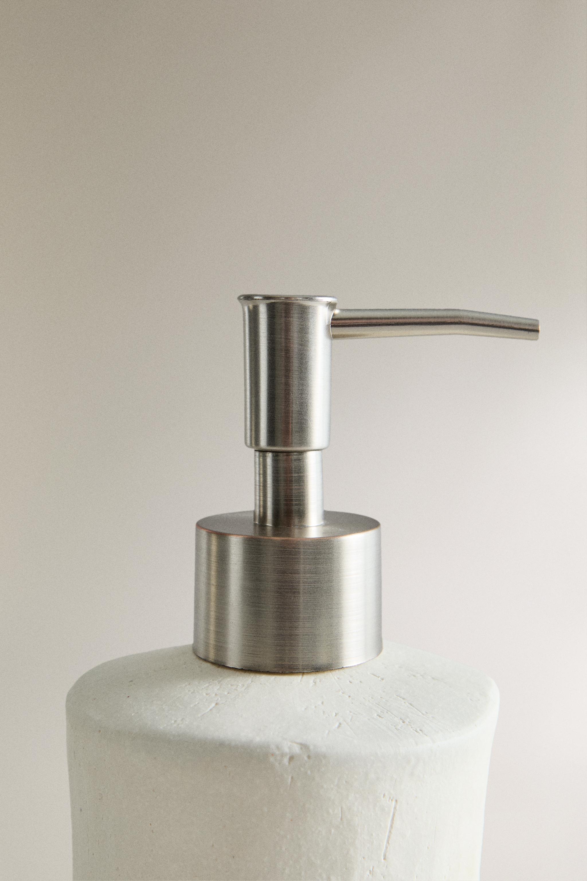CERAMIC MATTE SOAP DISPENSER