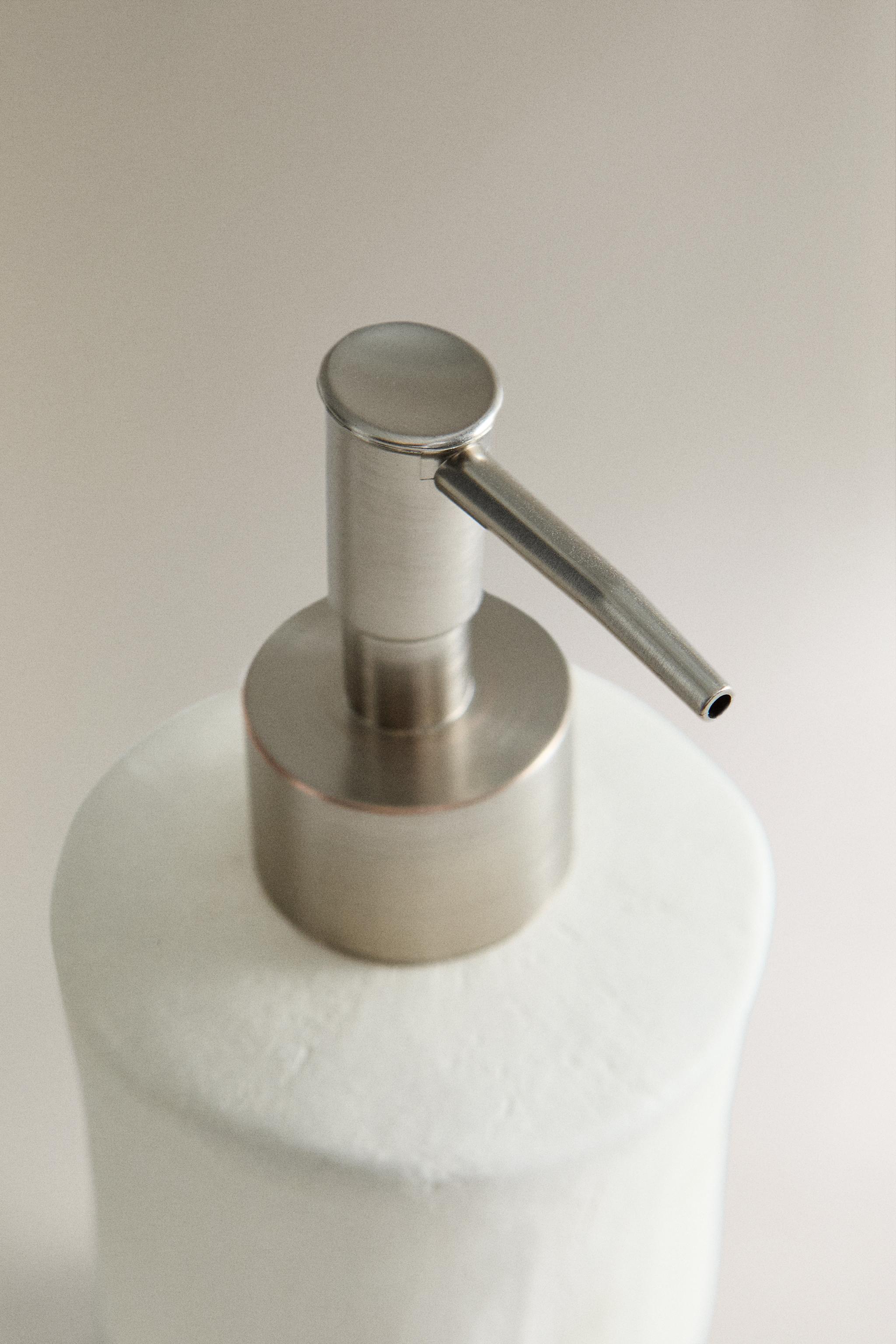 CERAMIC MATTE SOAP DISPENSER