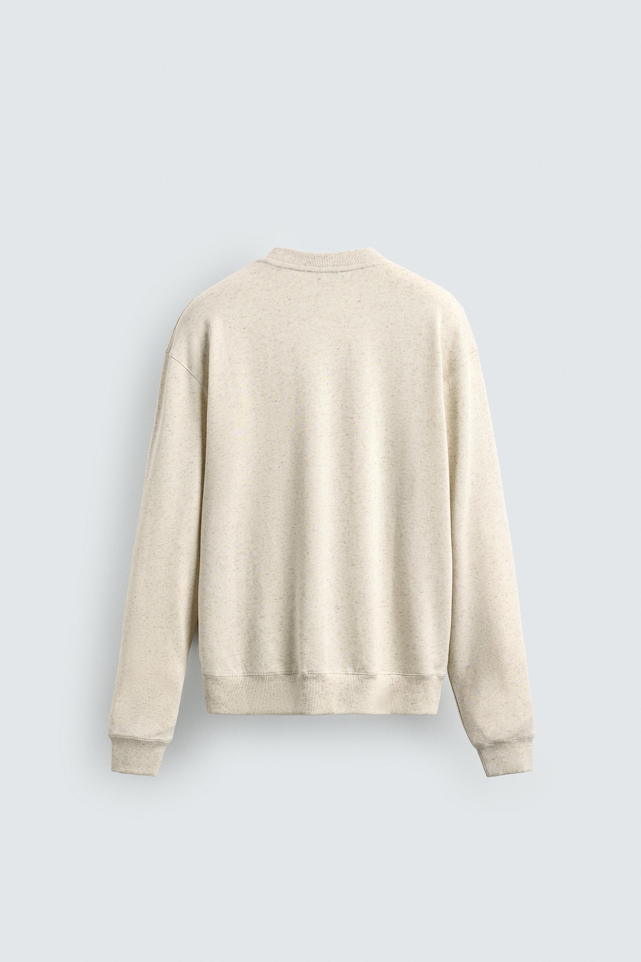 SOFT CREWNECK SWEATSHIRT