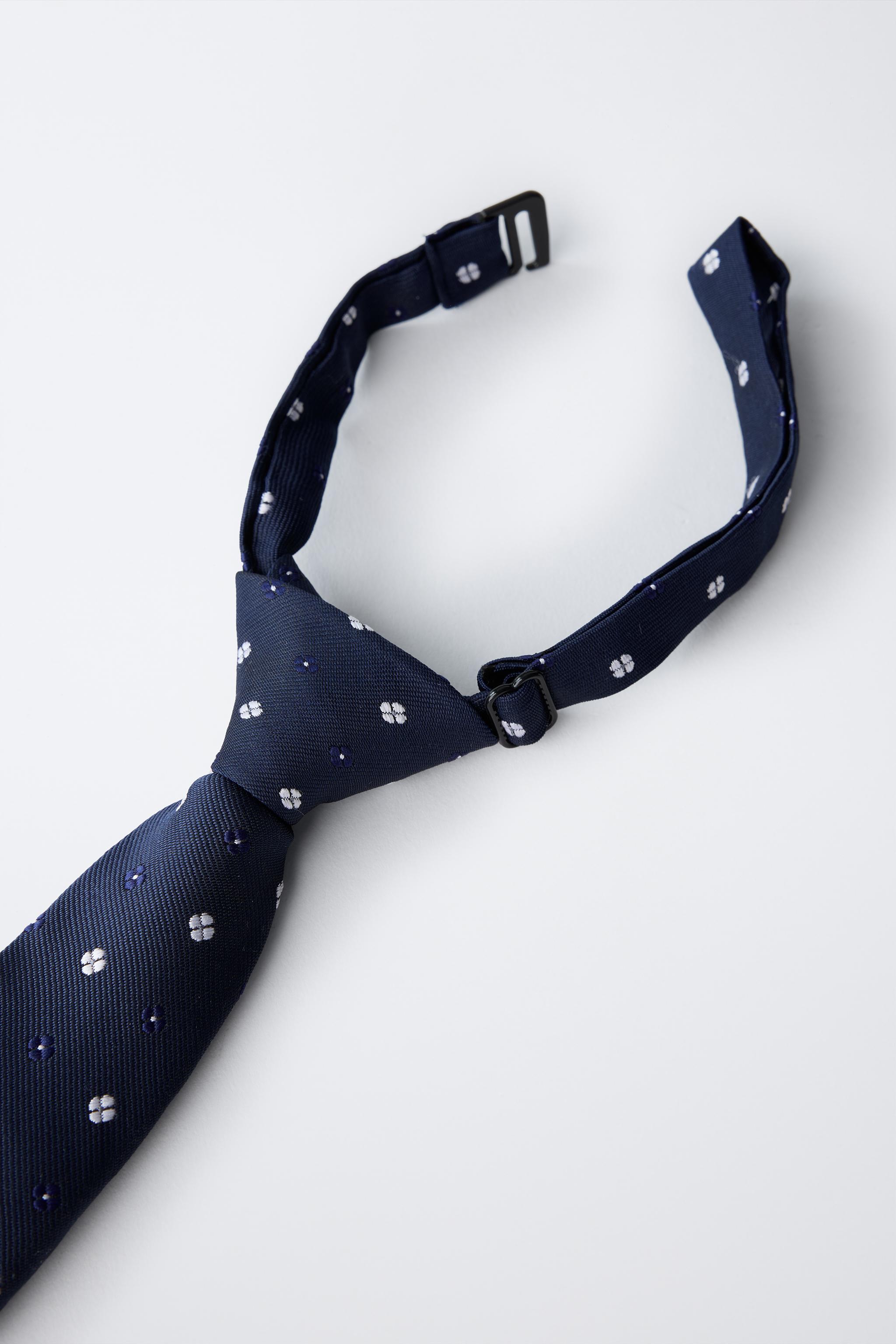 GEOMETRIC PRINT TIE