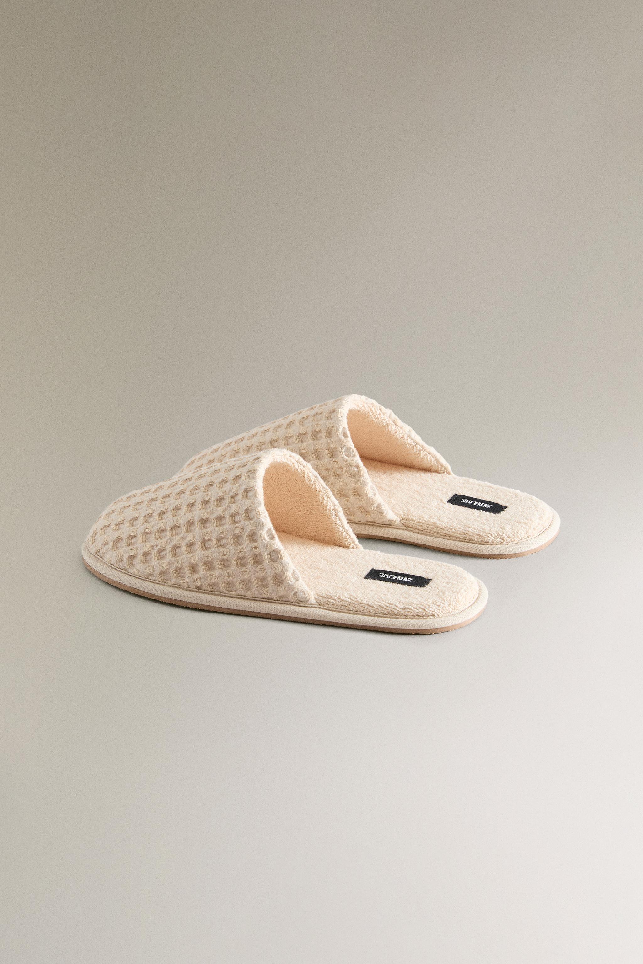 WAFFLE-KNIT SLIPPERS