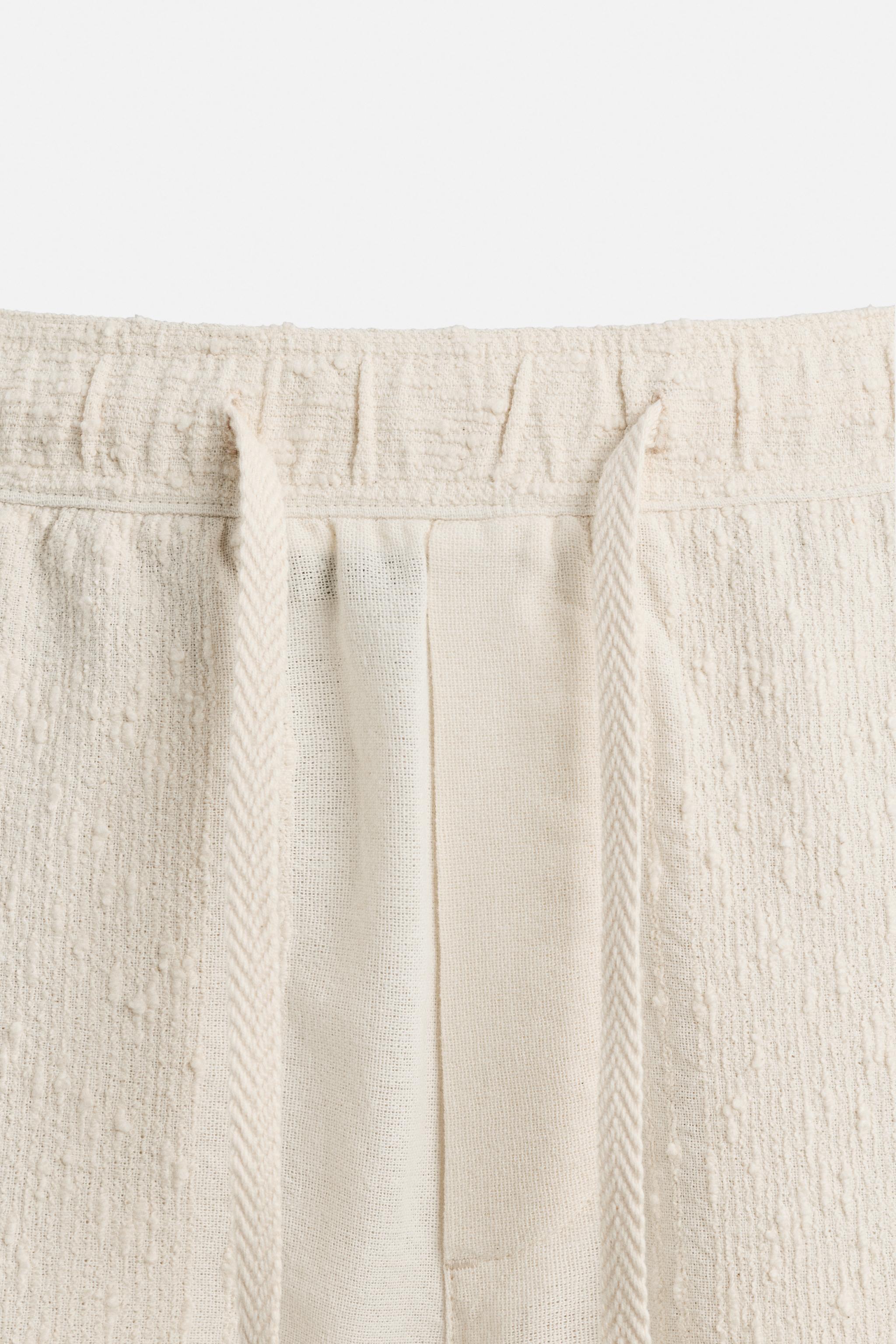 JACQUARD TEXTURED SHORTS