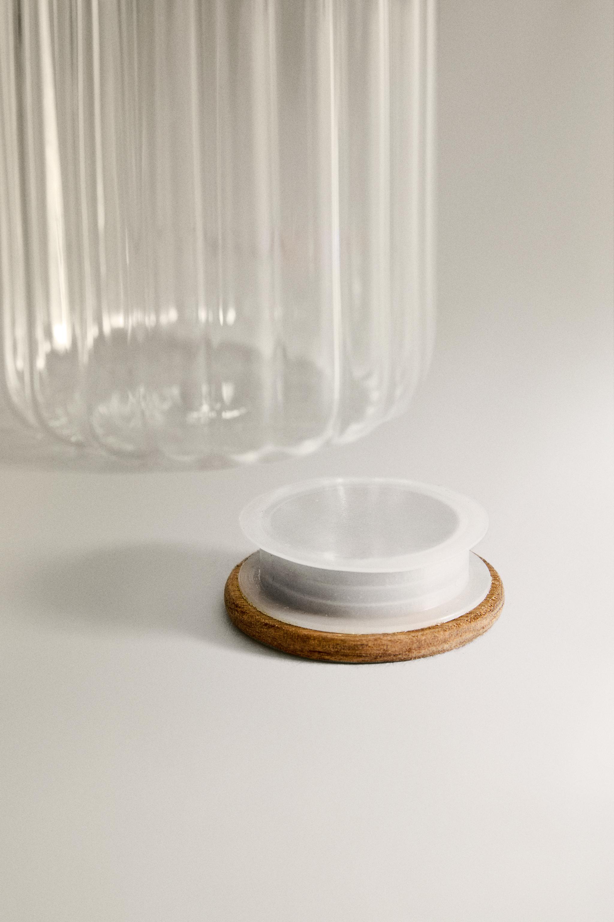 BOROSILICATE GLASS BOTTLE