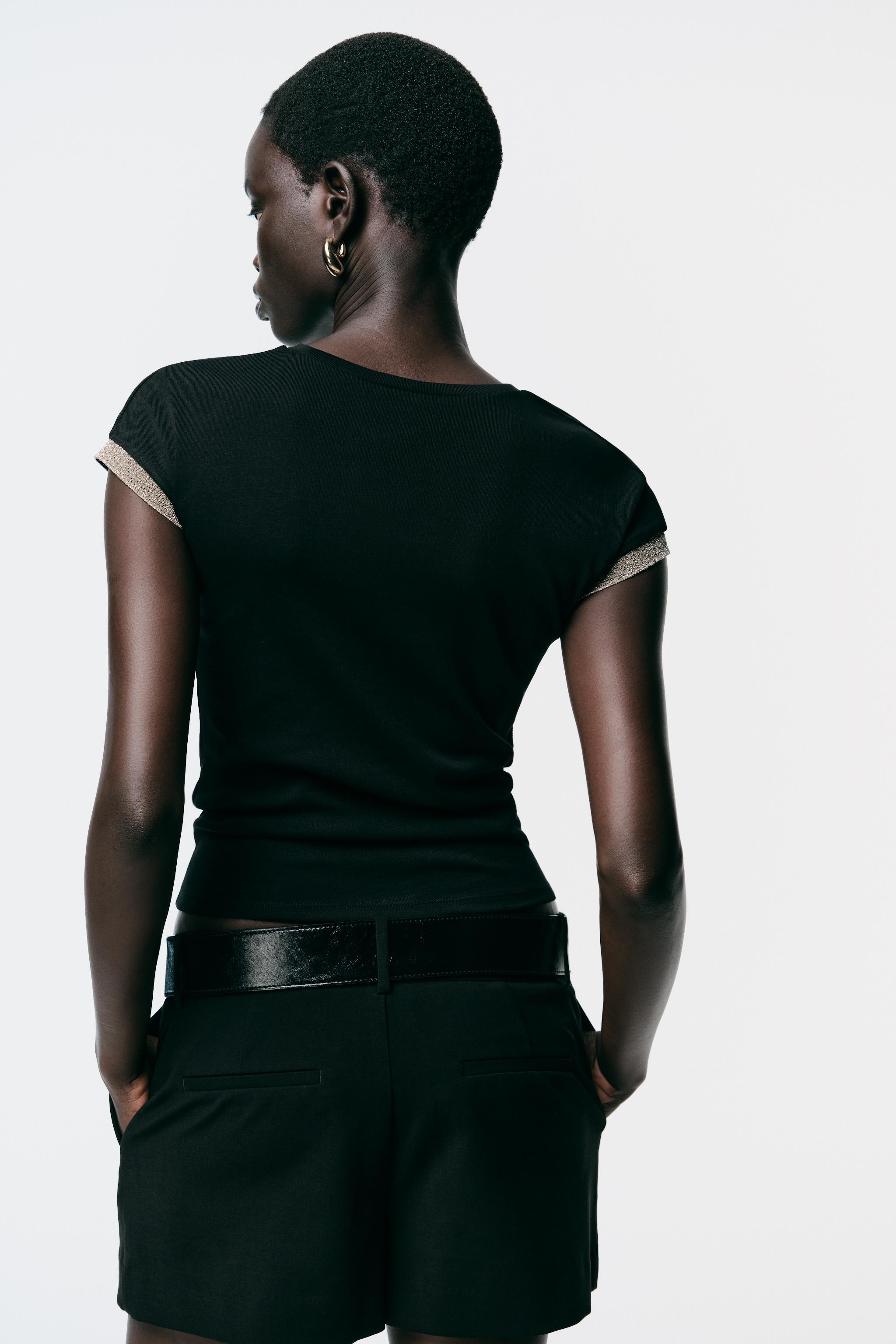 METALLIC THREAD T-SHIRT