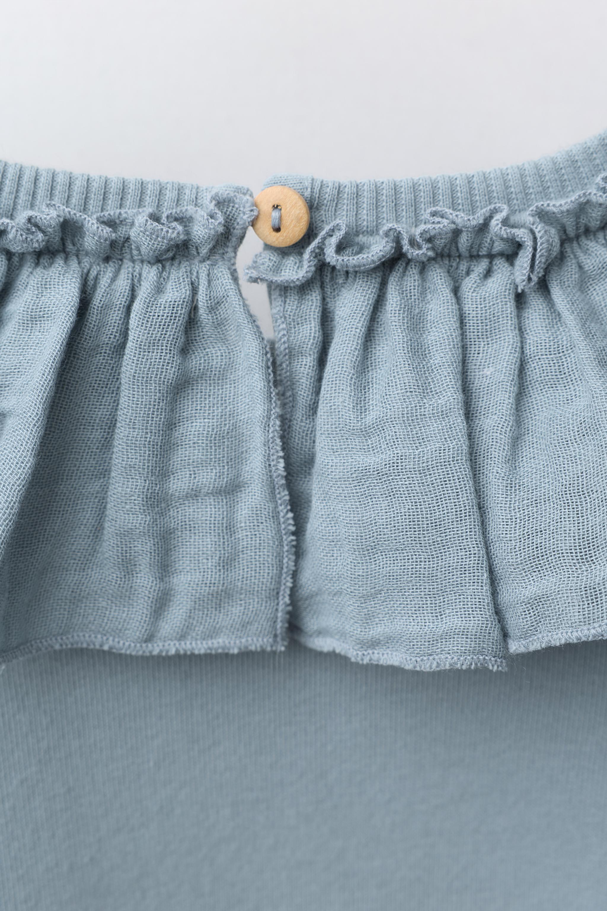 RUSTIC FRILL COLLAR SWEATSHIRT