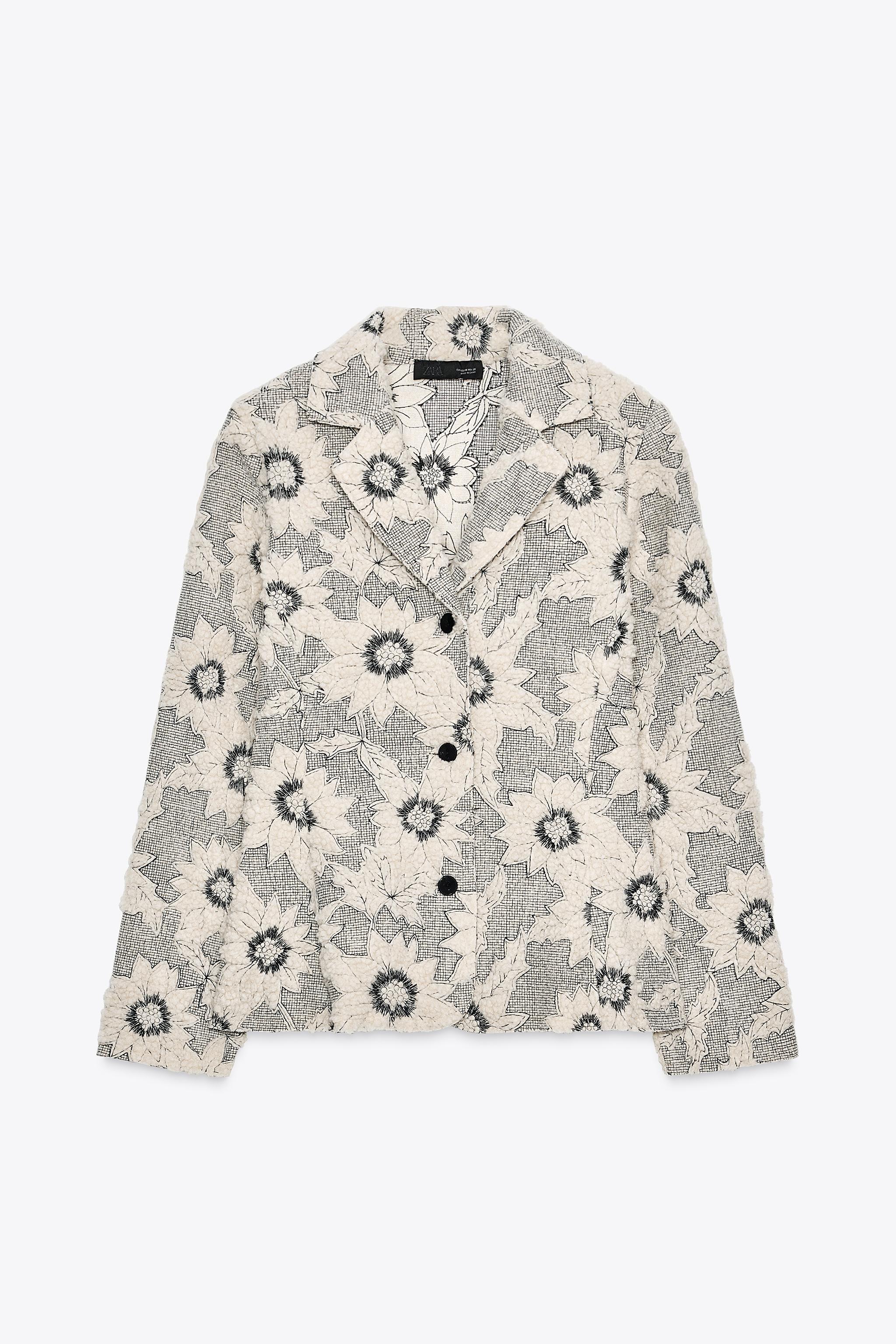 TEXTURED KNIT FLORAL BLAZER