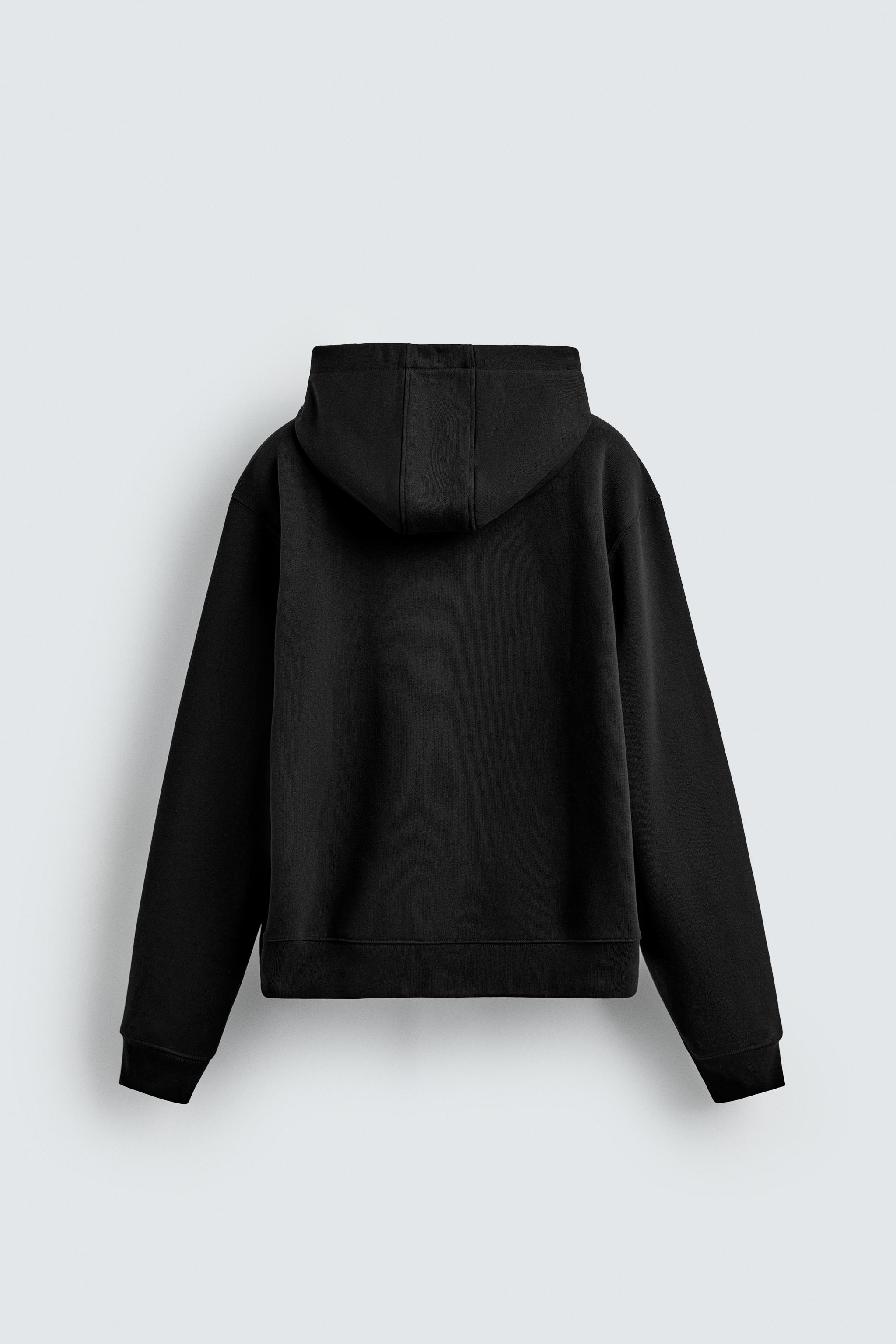 HOODED ZIP-UP SWEATSHIRT