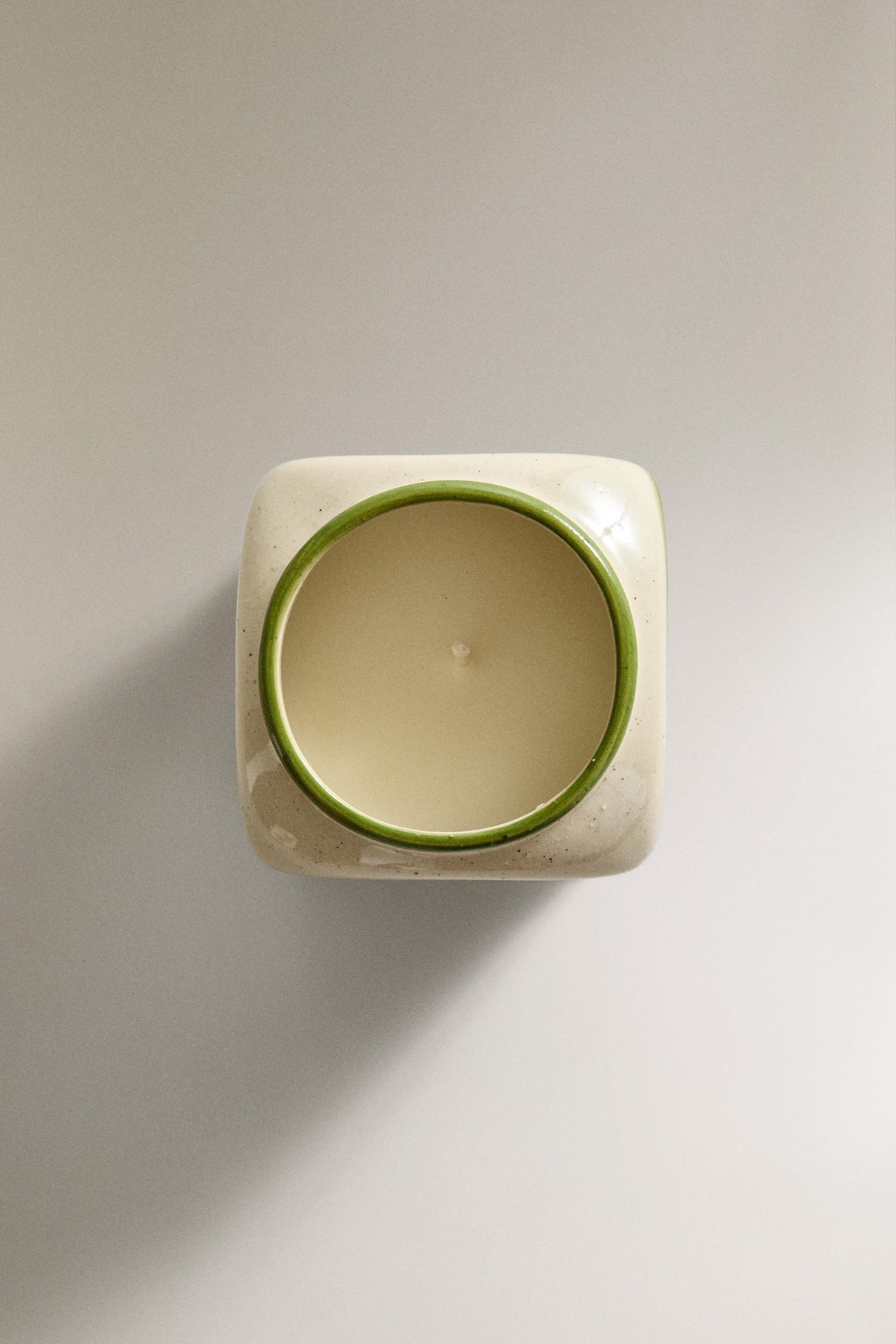 (320 G) TOMATO FIELDS SCENTED CANDLE