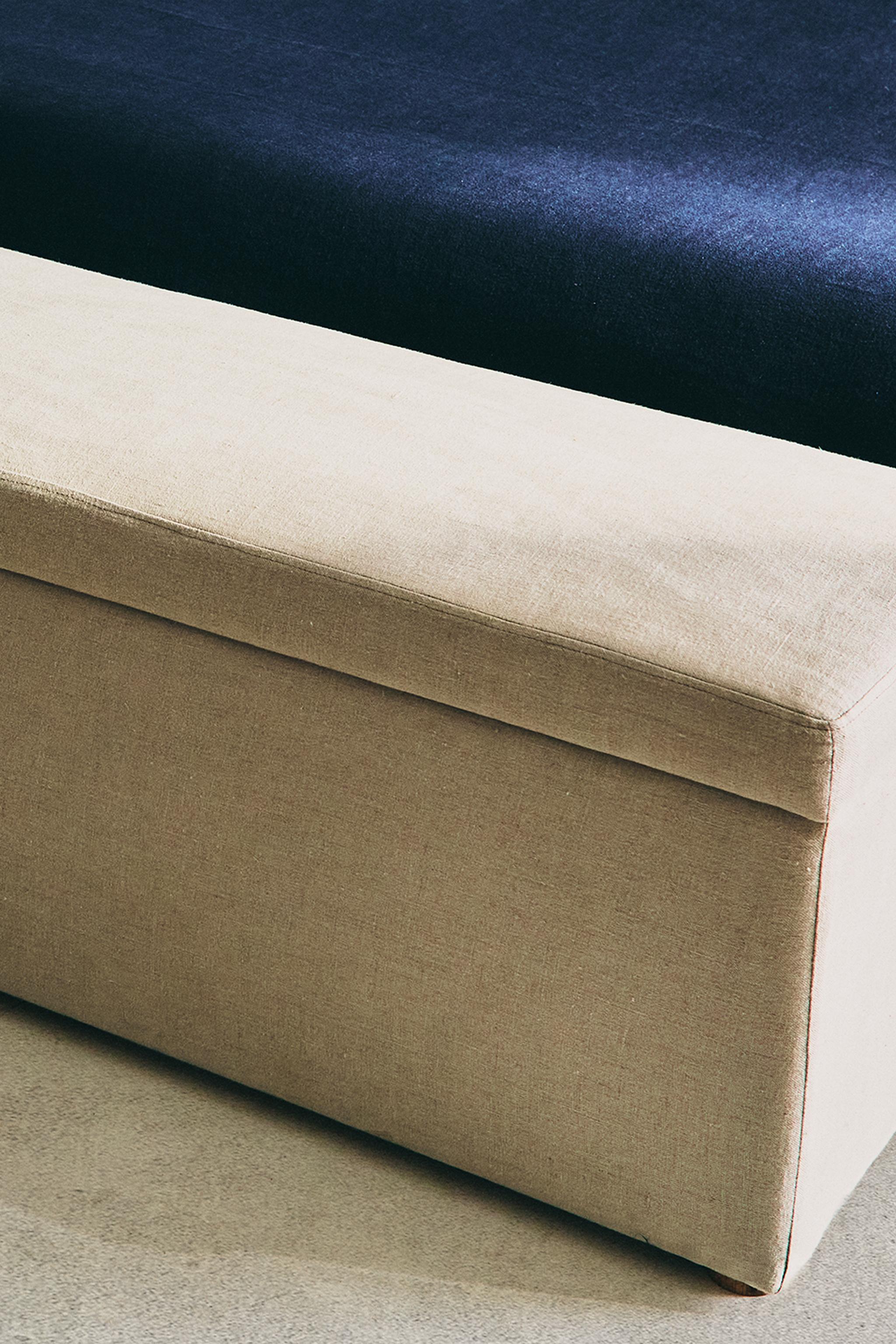 MEDIUM STORAGE BENCH