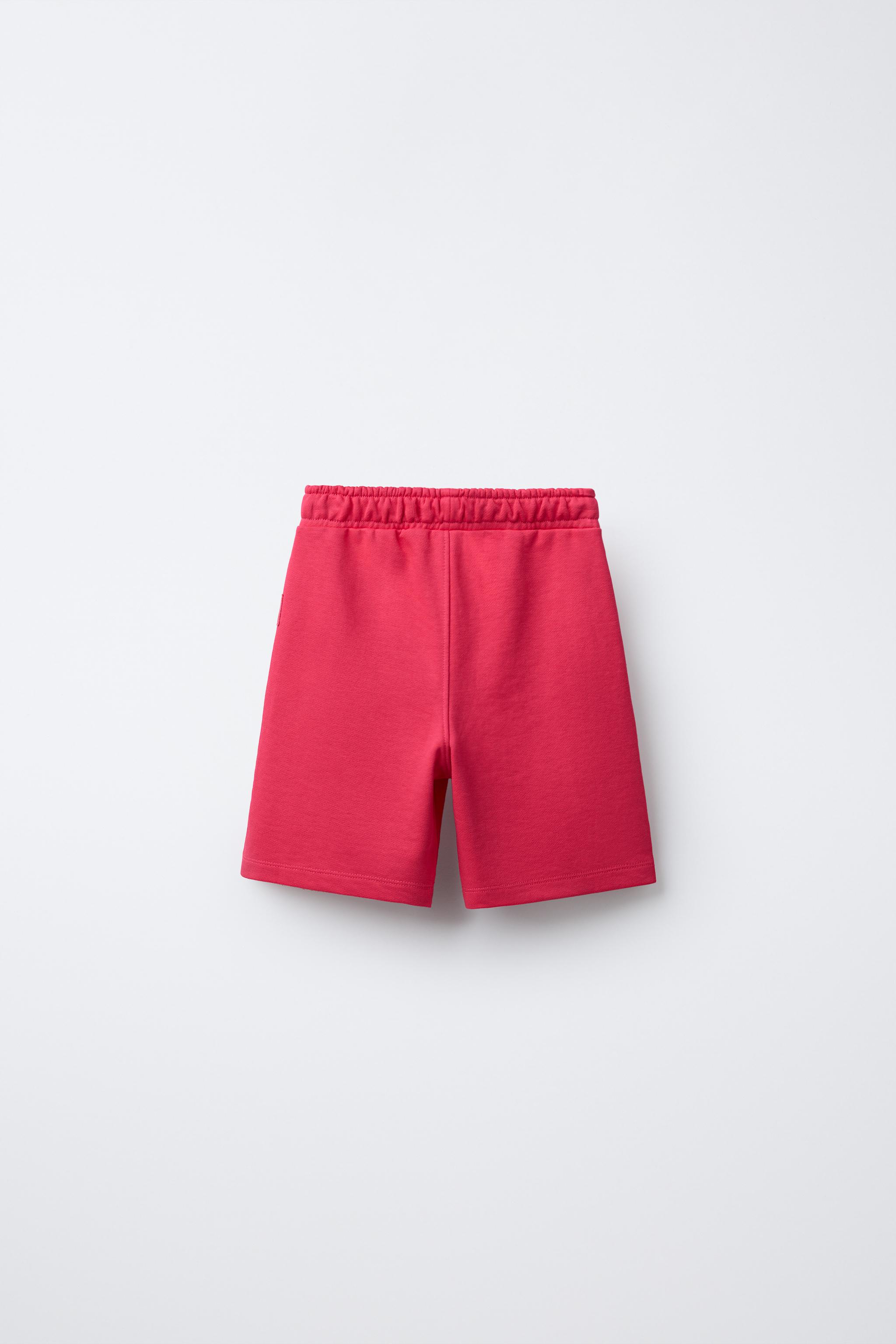 TEXT HOODIE AND BERMUDA SET