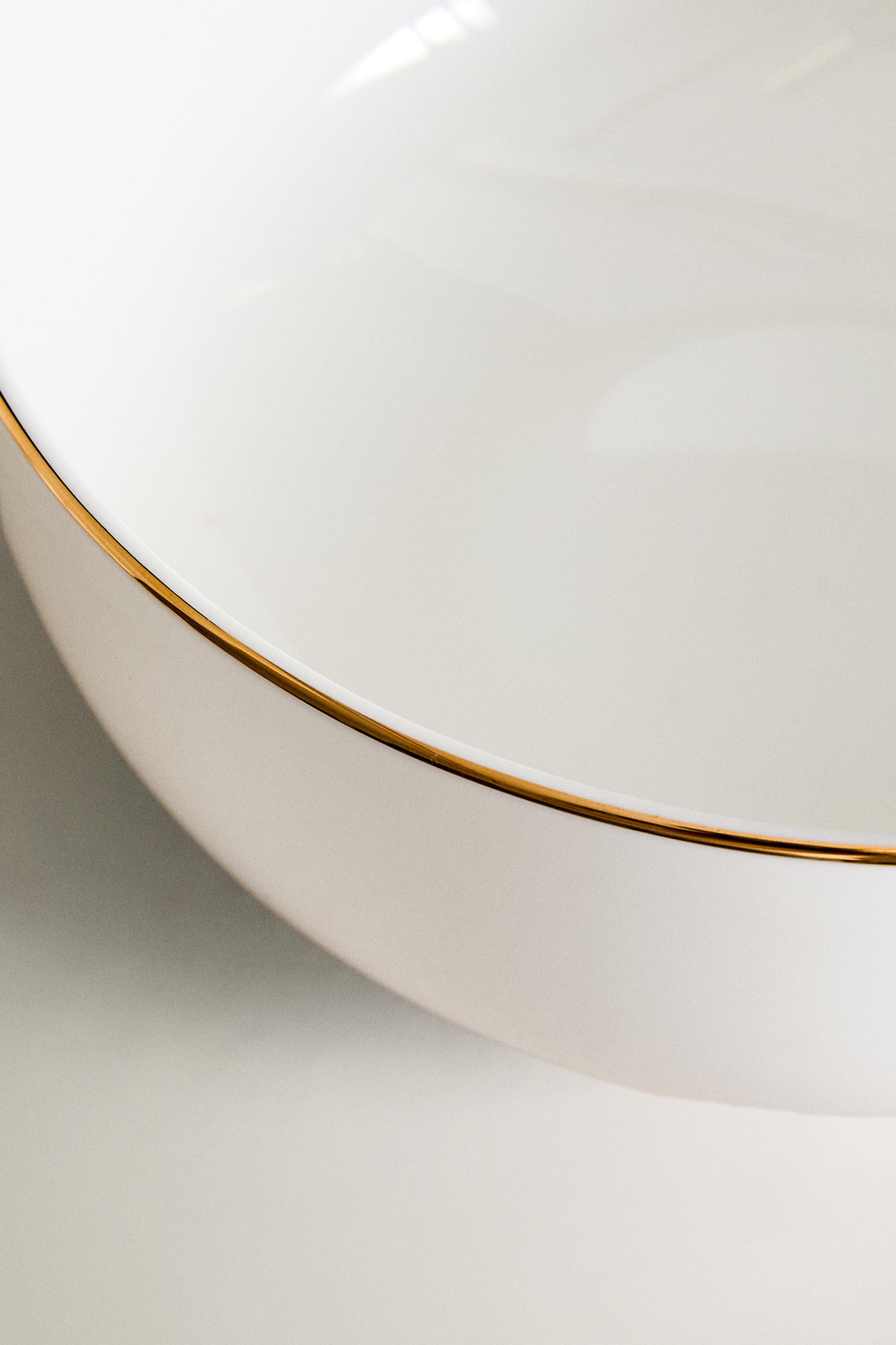RIMMED BONE CHINA BOWL