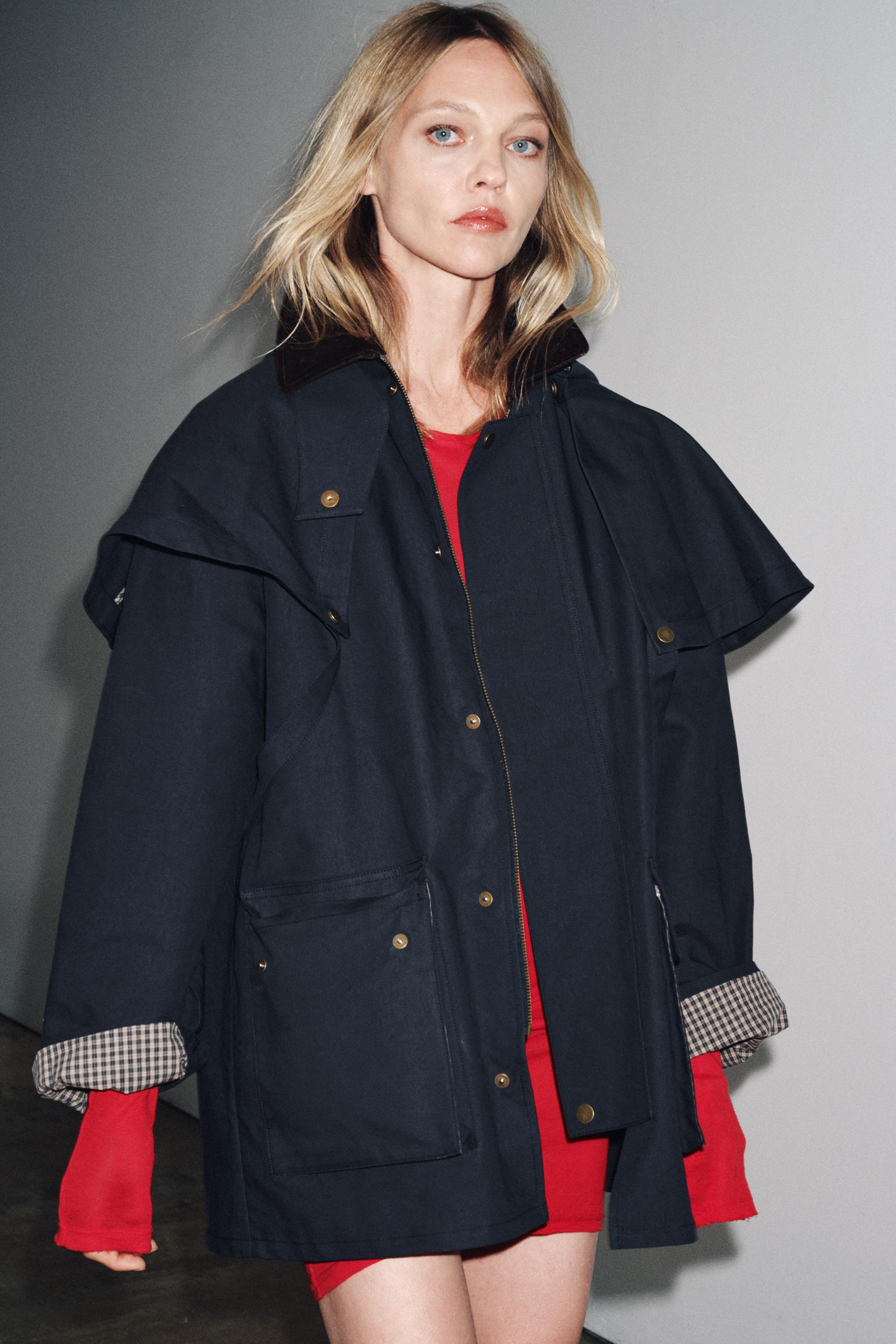 CONTRAST COLLAR HOODED TRENCH ZW COLLECTION