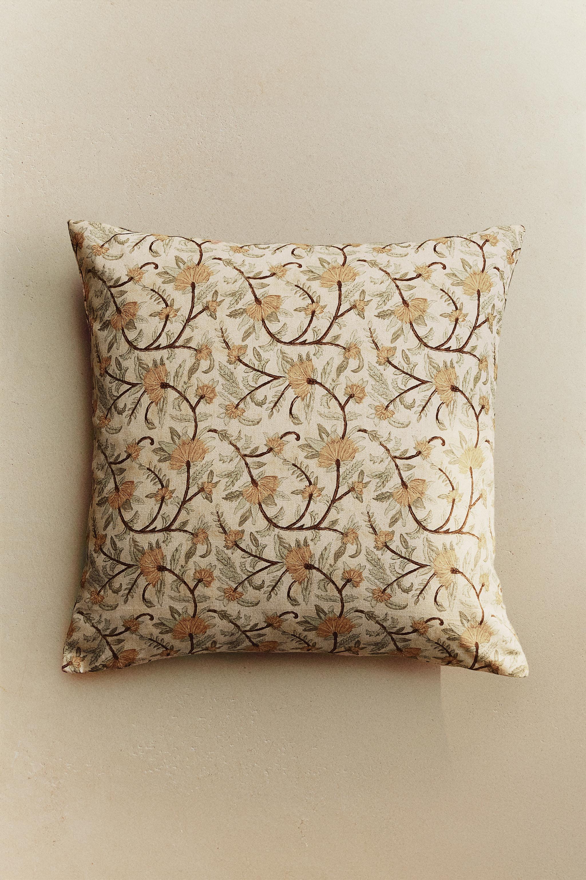 FLORAL PRINT THROW PILLOW COVER