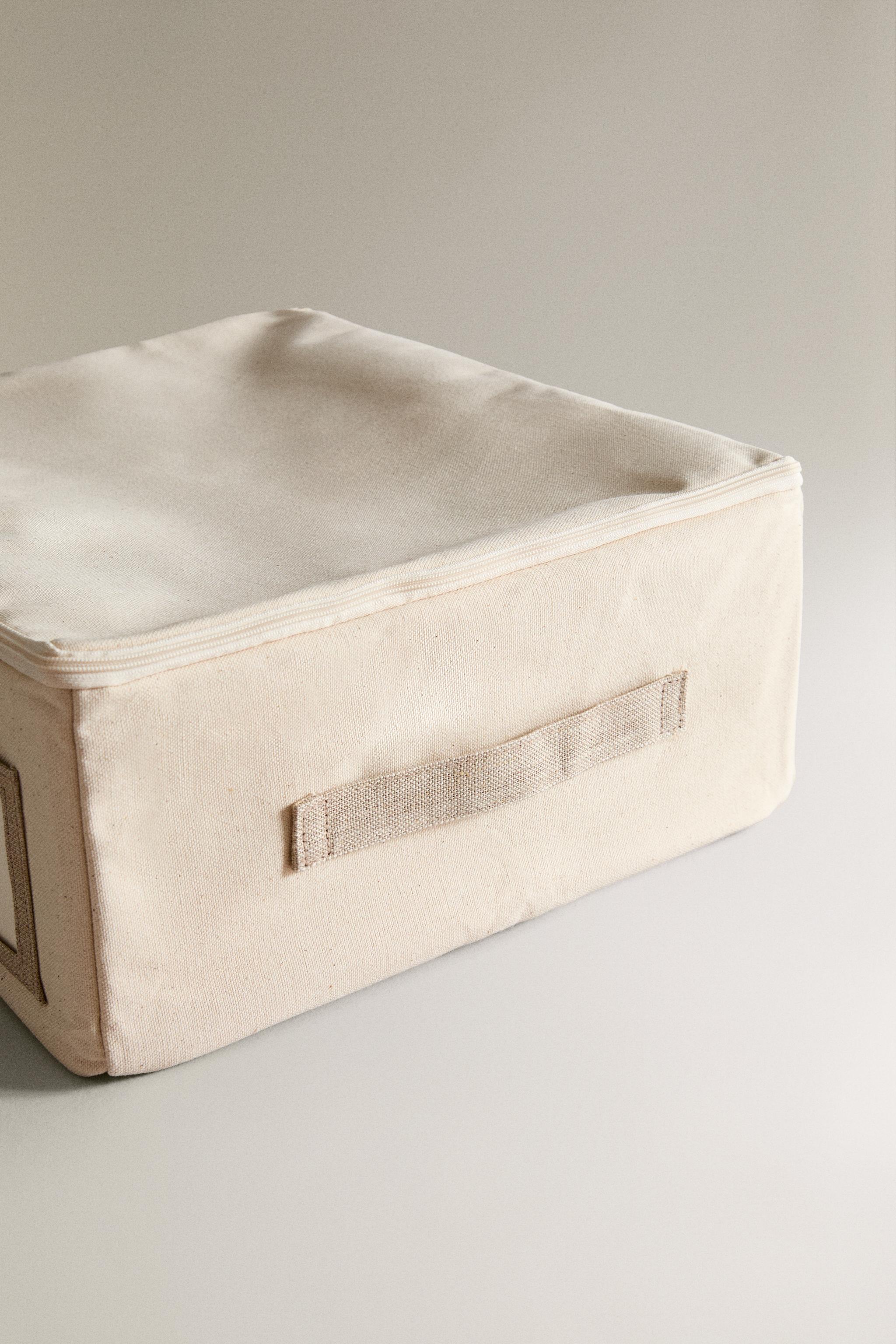 SMALL WARDROBE ORGANIZER BOX