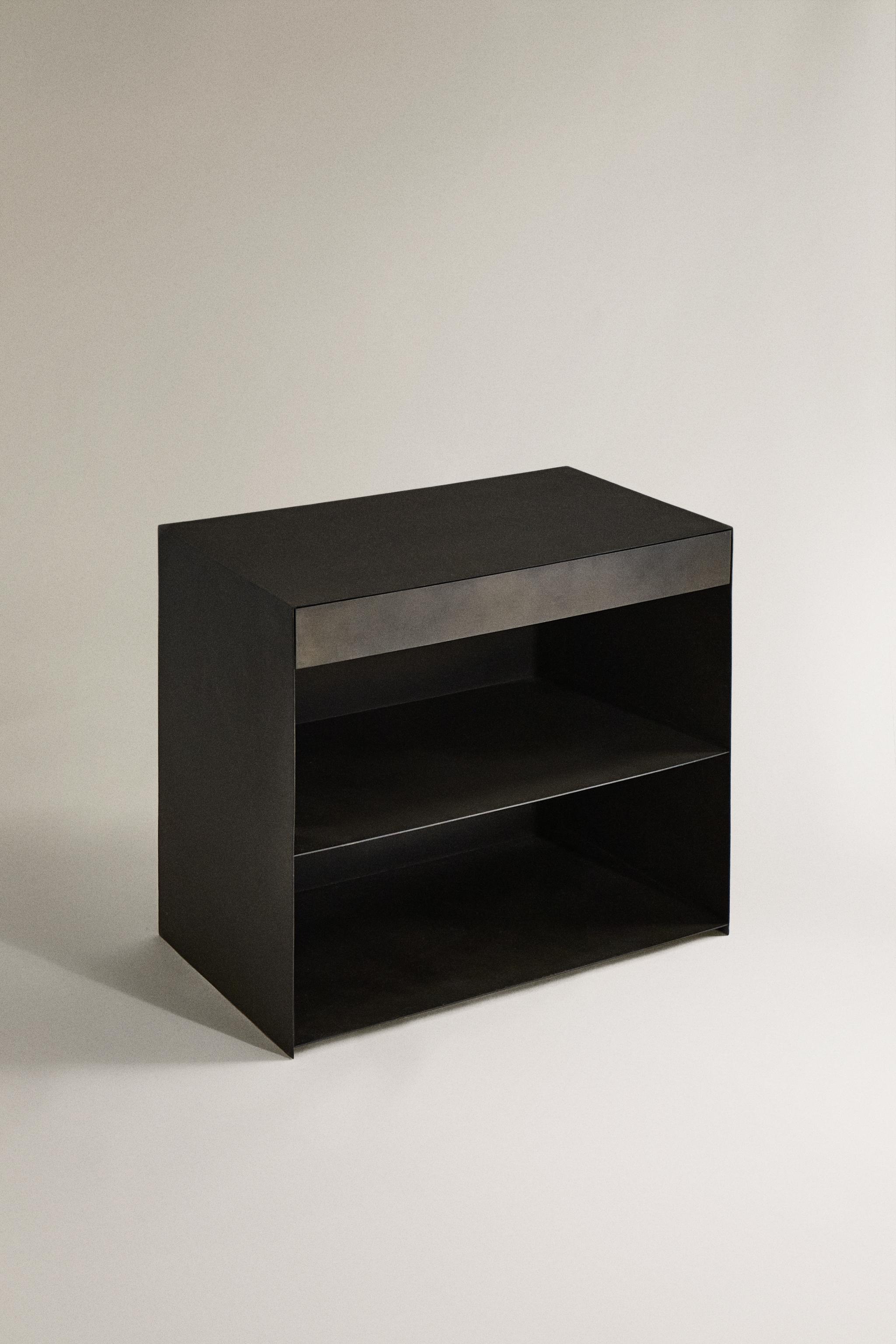 METAL NIGHTSTAND WITH DRAWER