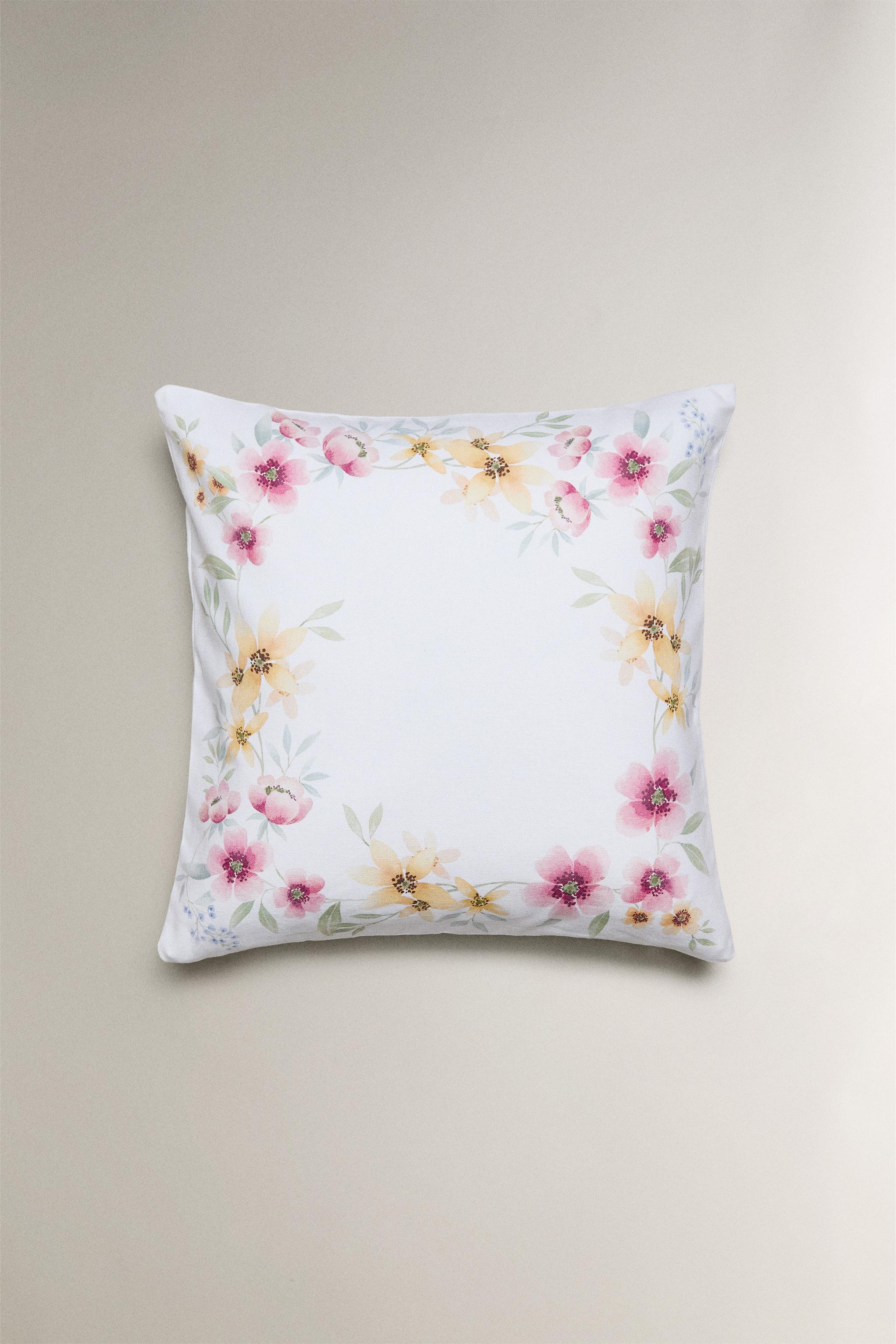 FLORAL PRINT THROW PILLOW COVER