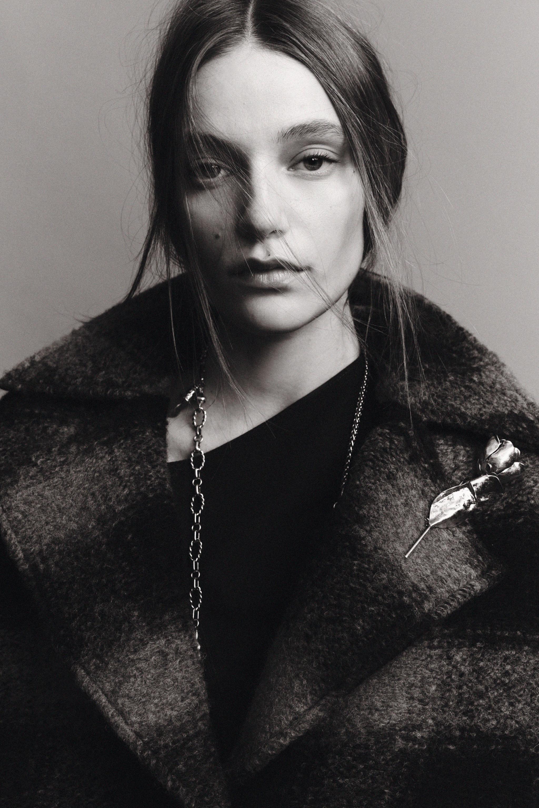 MAXI NEEDLE FLOWER BROOCH