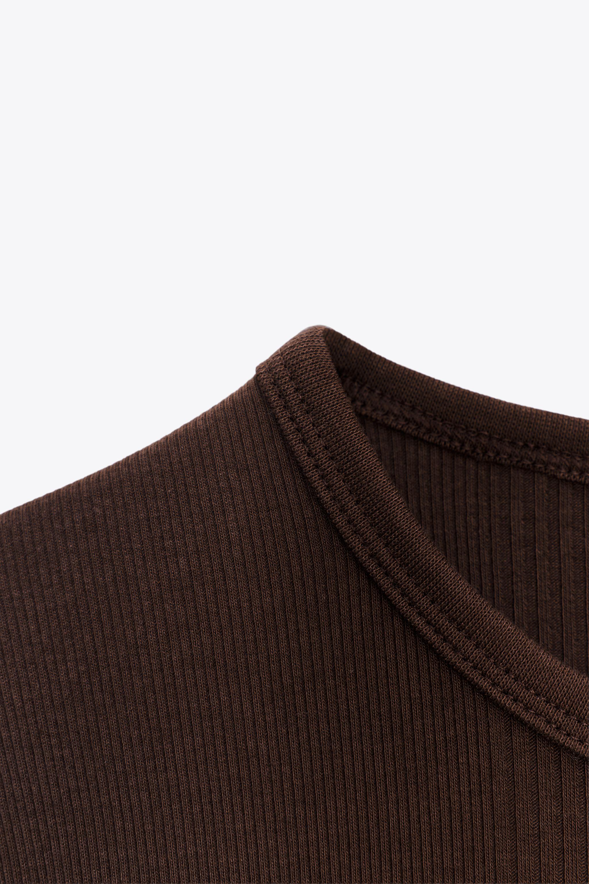 RIBBED SHORT SLEEVE T-SHIRT