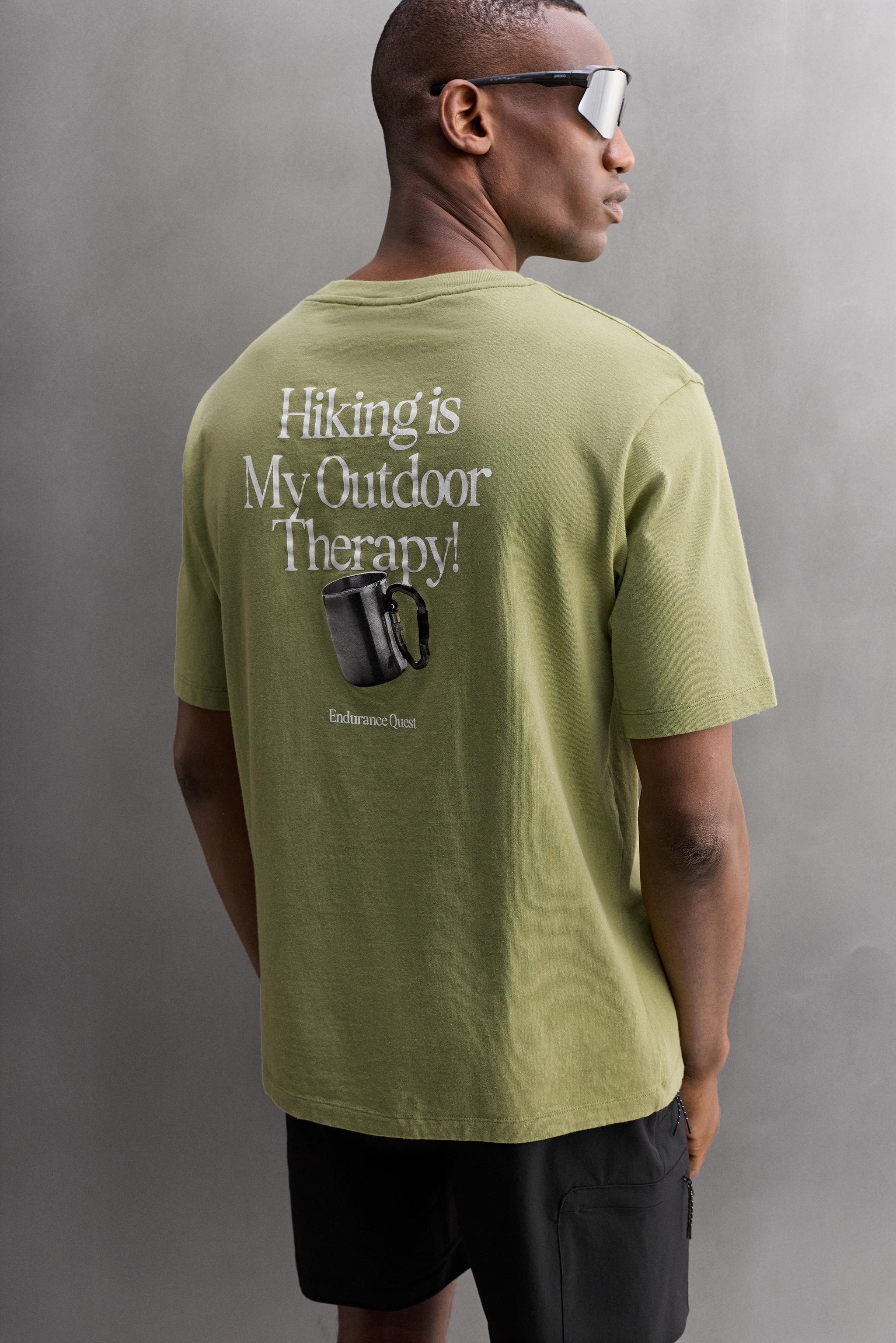 GRAPHIC PRINT T-SHIRT