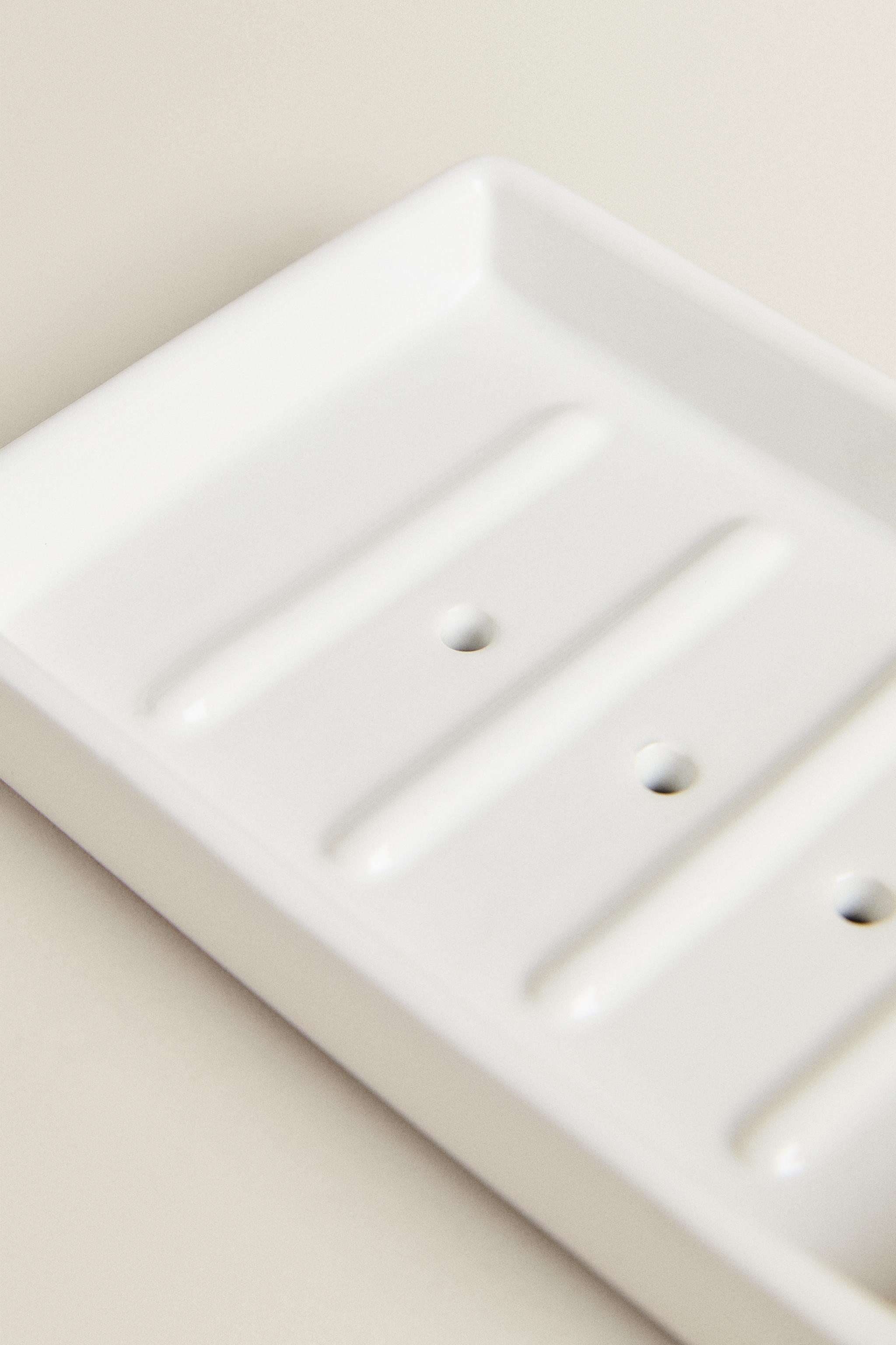 EARTHENWARE BATHROOM SOAP DISH WHITE