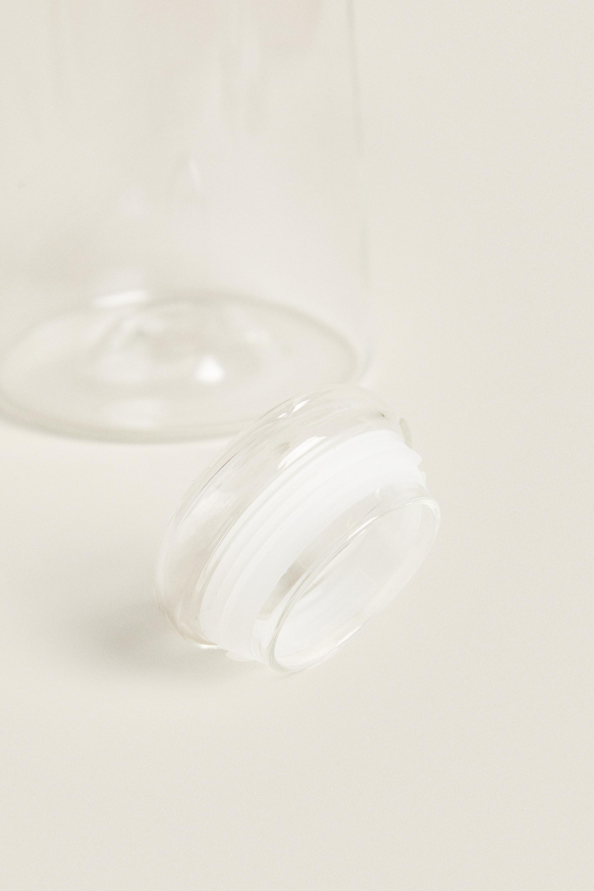 BOROSILICATE GLASS BOTTLE