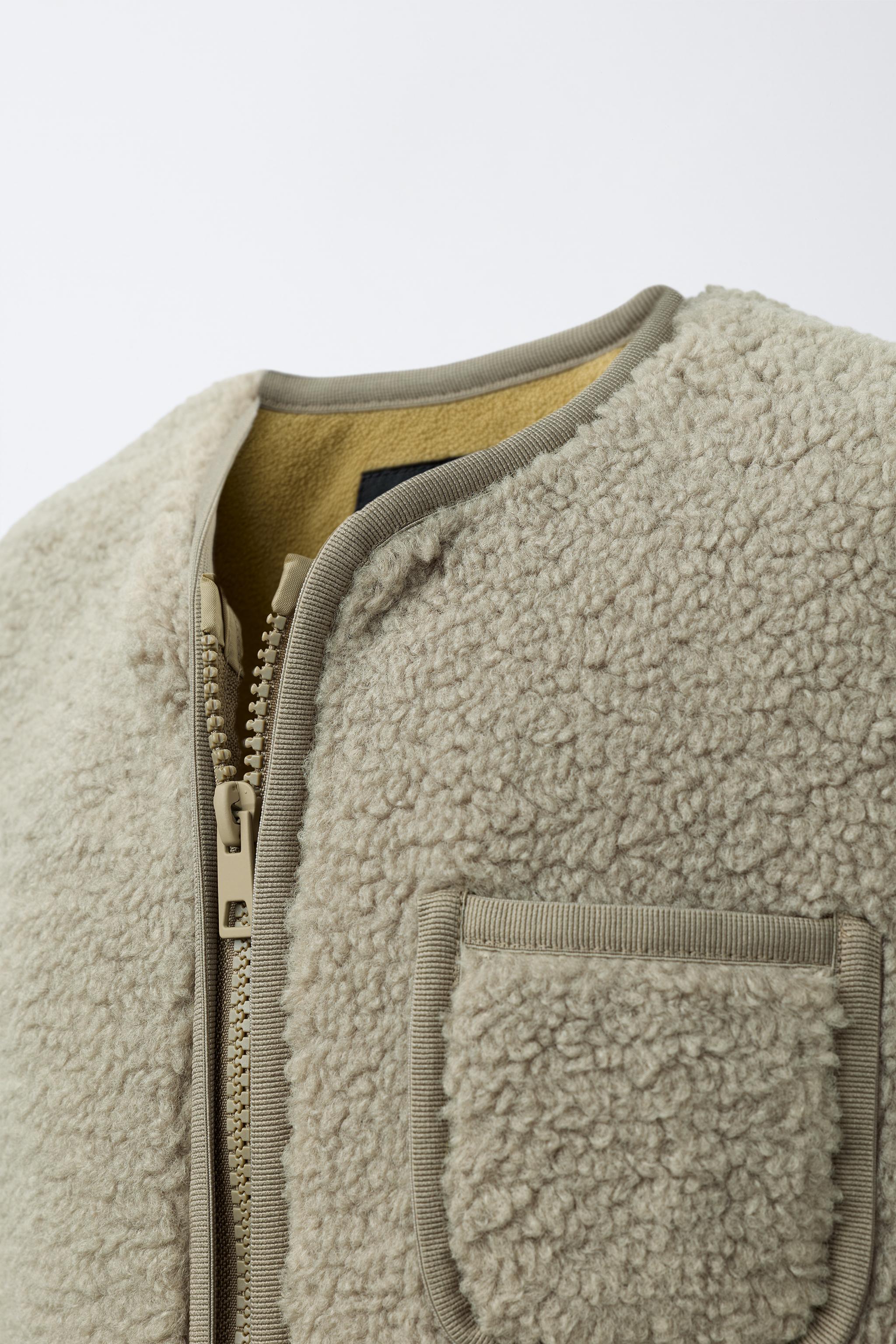 SNOOPY PEANUTS™ SHEARLING VEST