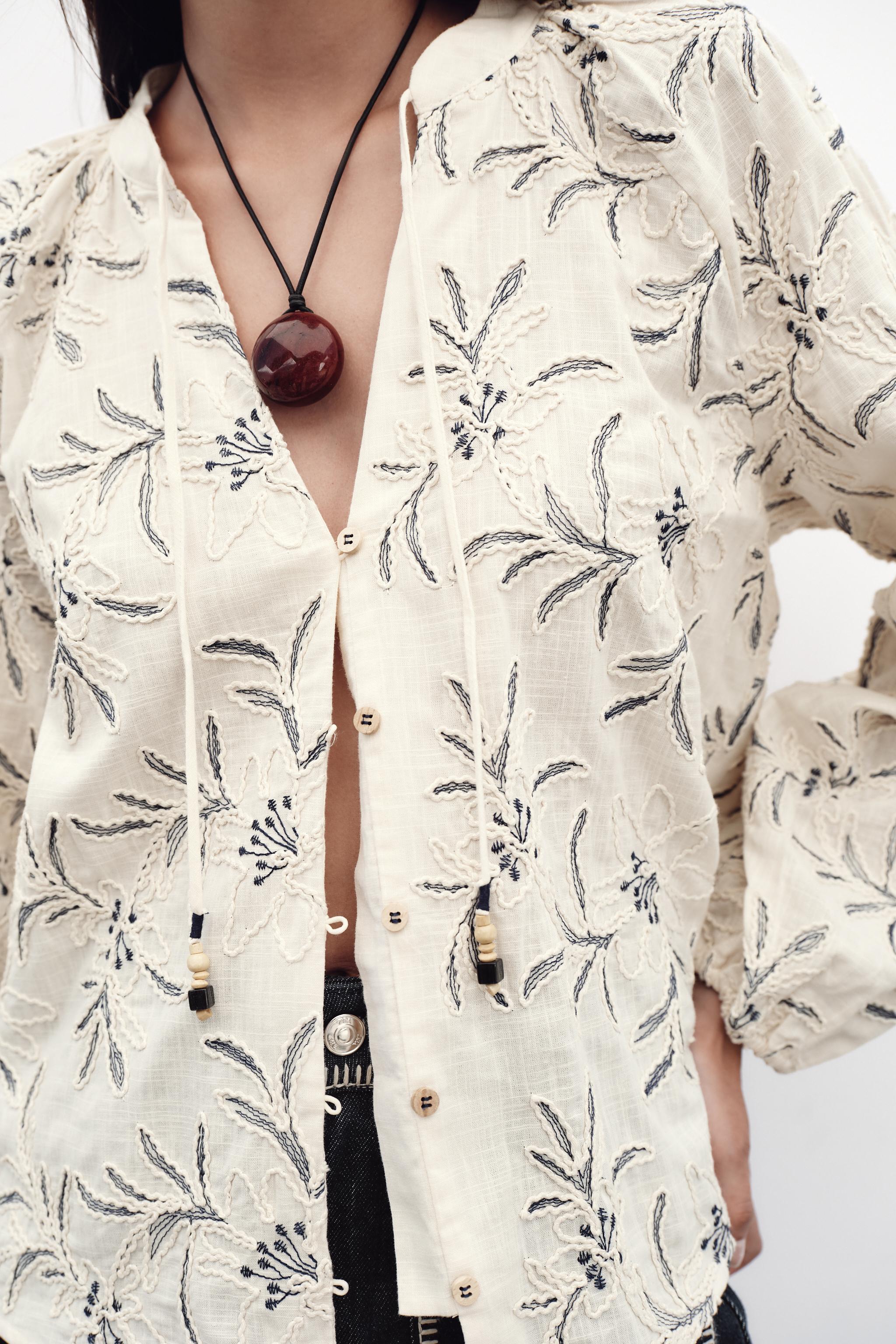 EMBROIDERED TEXTURED RUSTIC BLOUSE