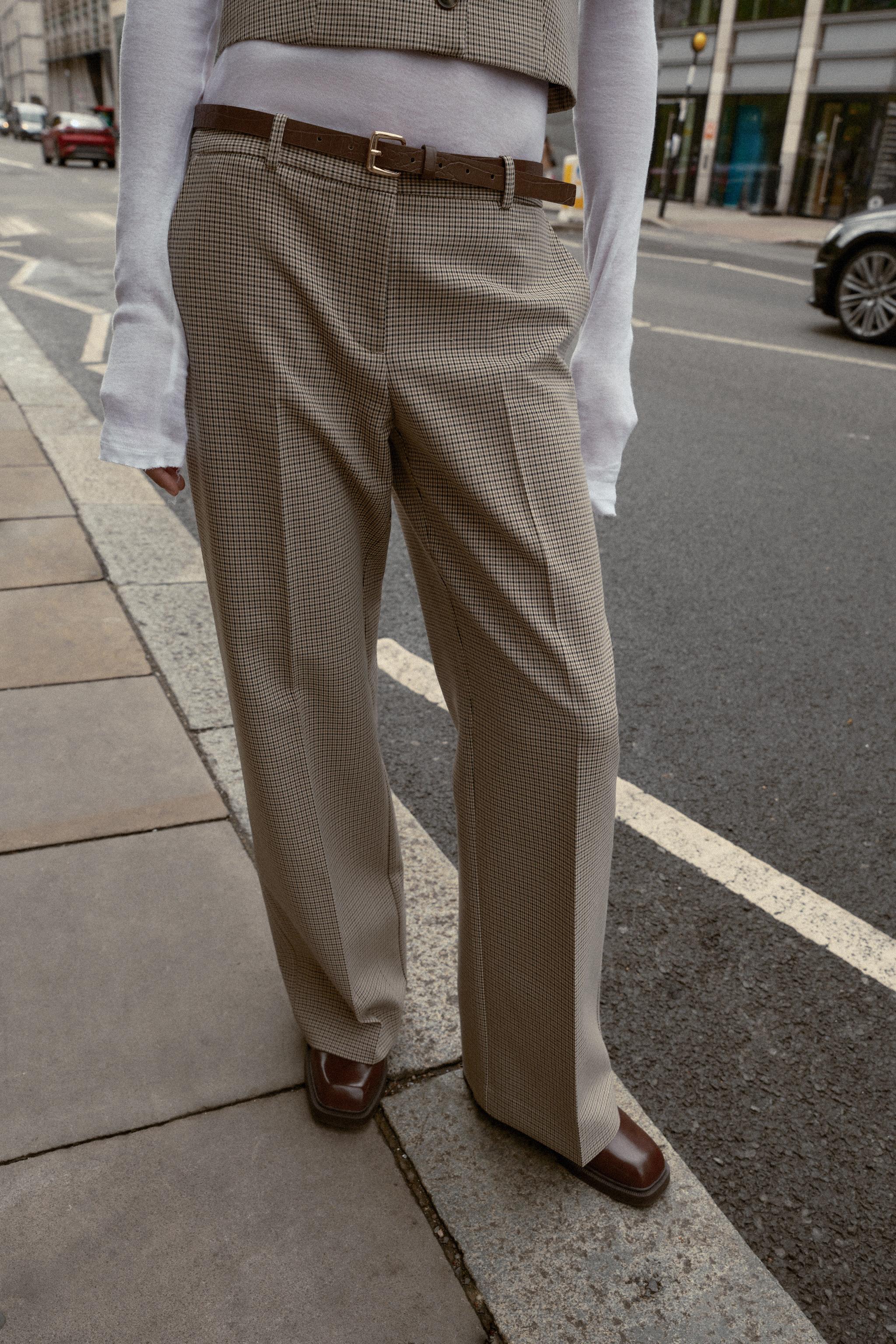 CHECKERED BELTED PANTS