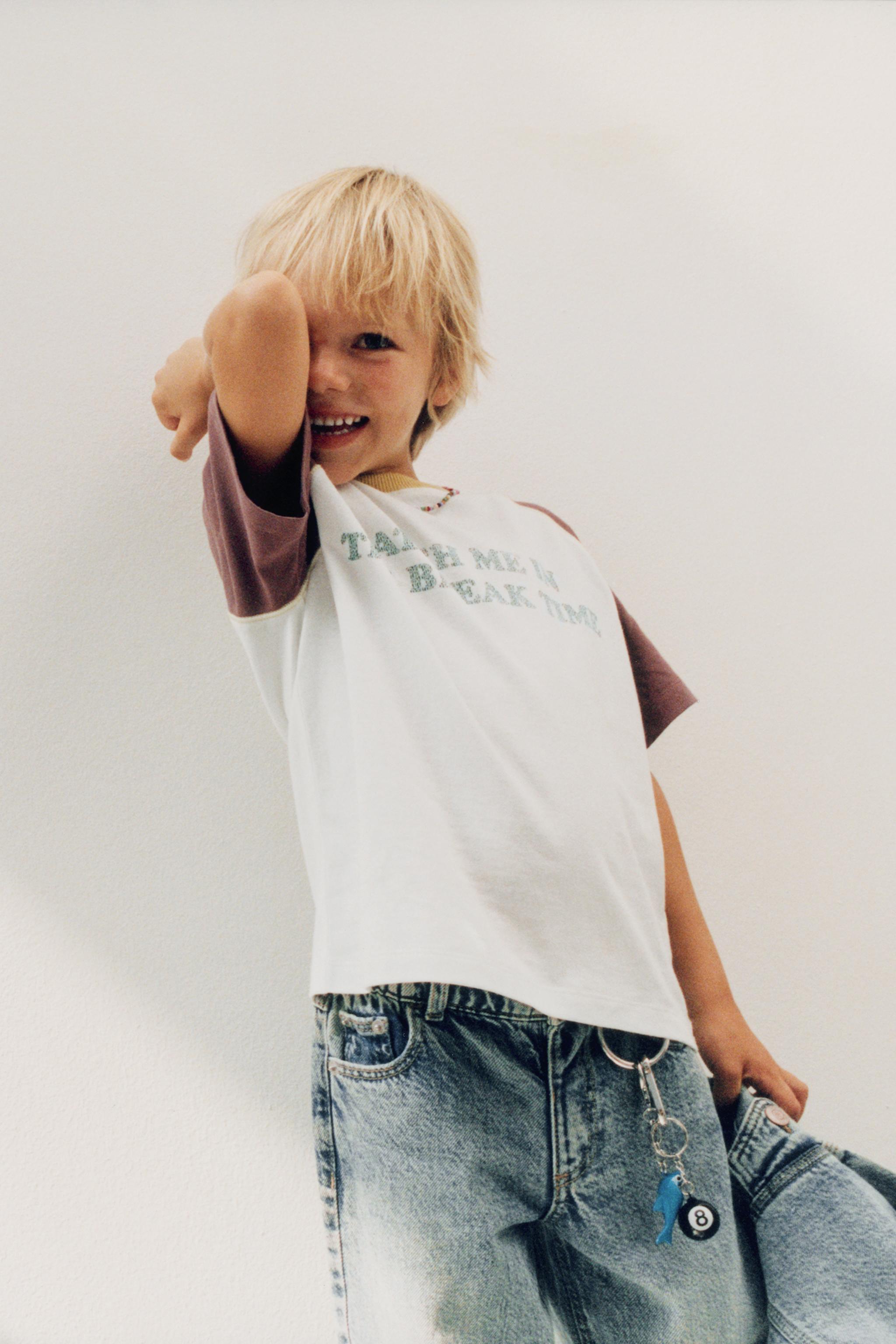 CONTRAST RAGLAN SLEEVE T-SHIRT