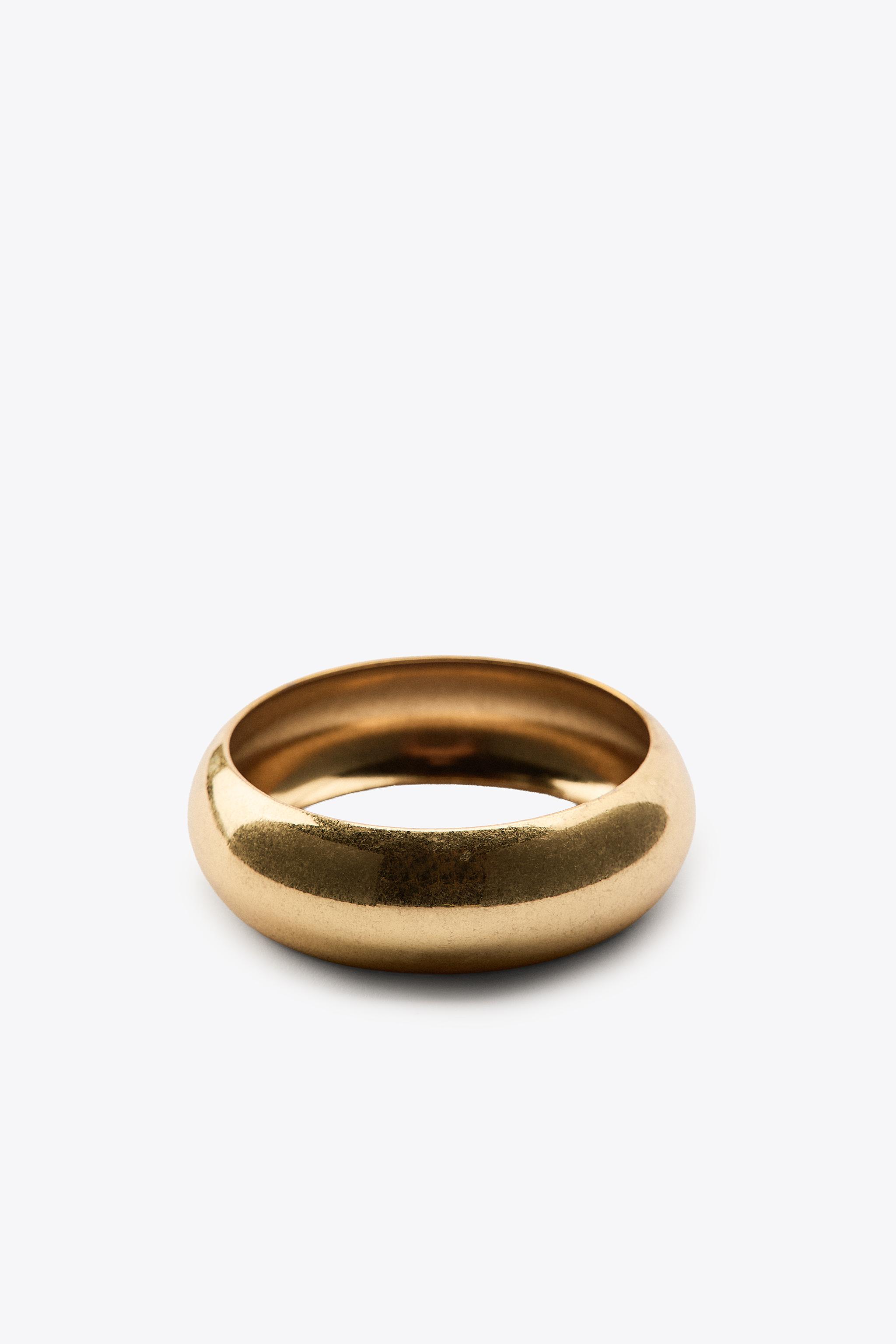 PACK OF RESIN AND METAL BRACELETS