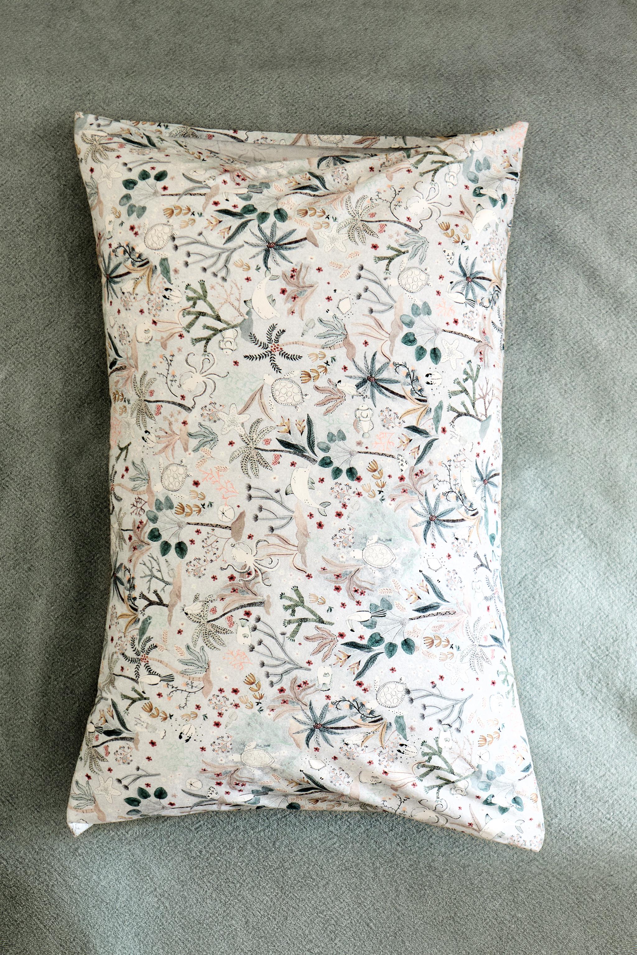 CHILDREN’S SEA PRINT PILLOWCASE