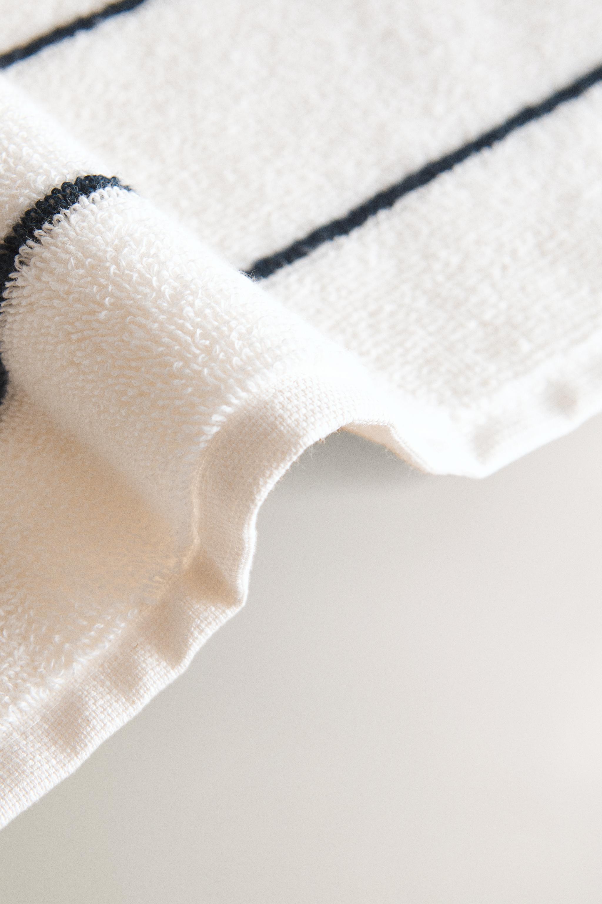 REGULAR STRIPE BATH TOWEL