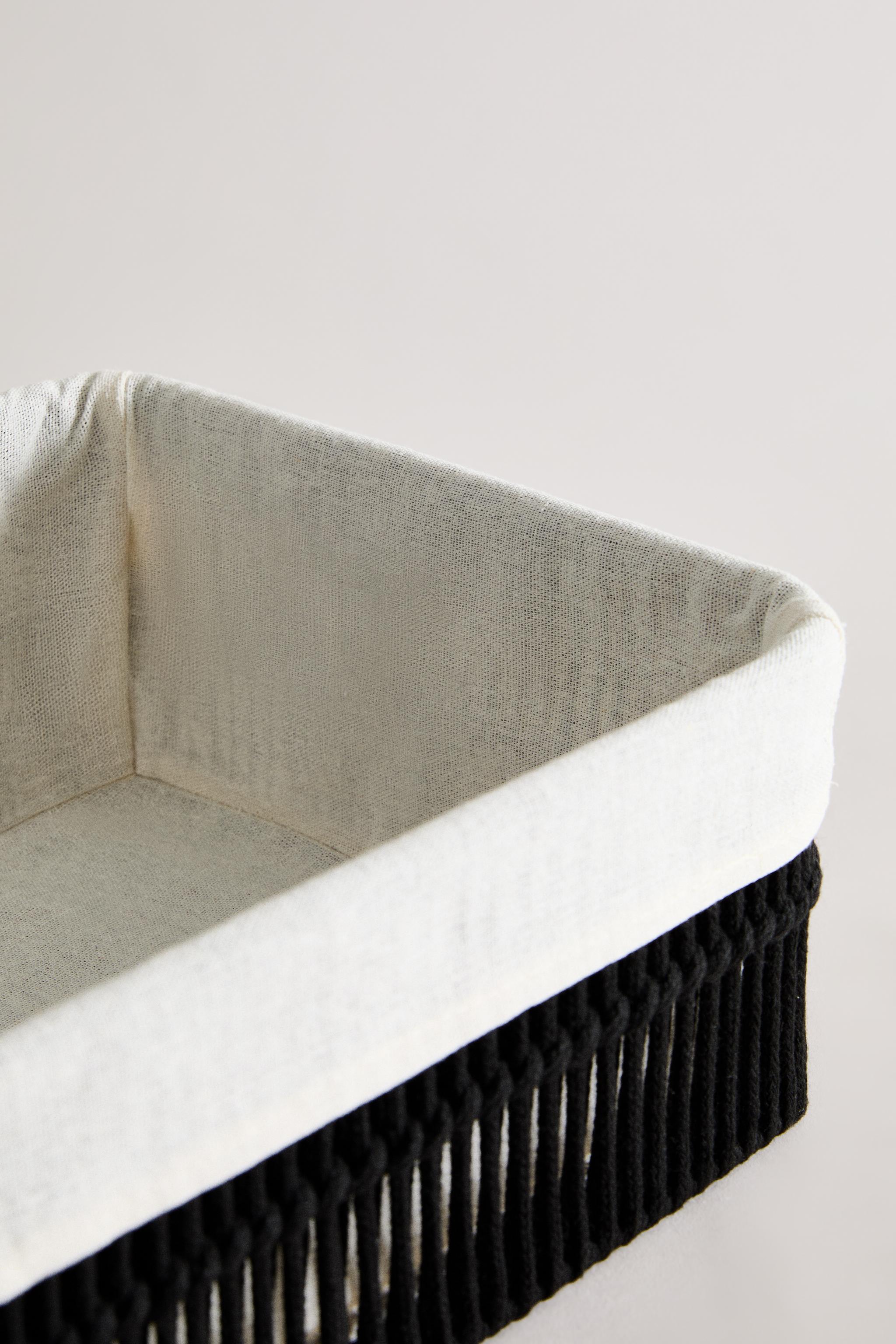 RECTANGULAR BASKET WITH FABRIC LINING