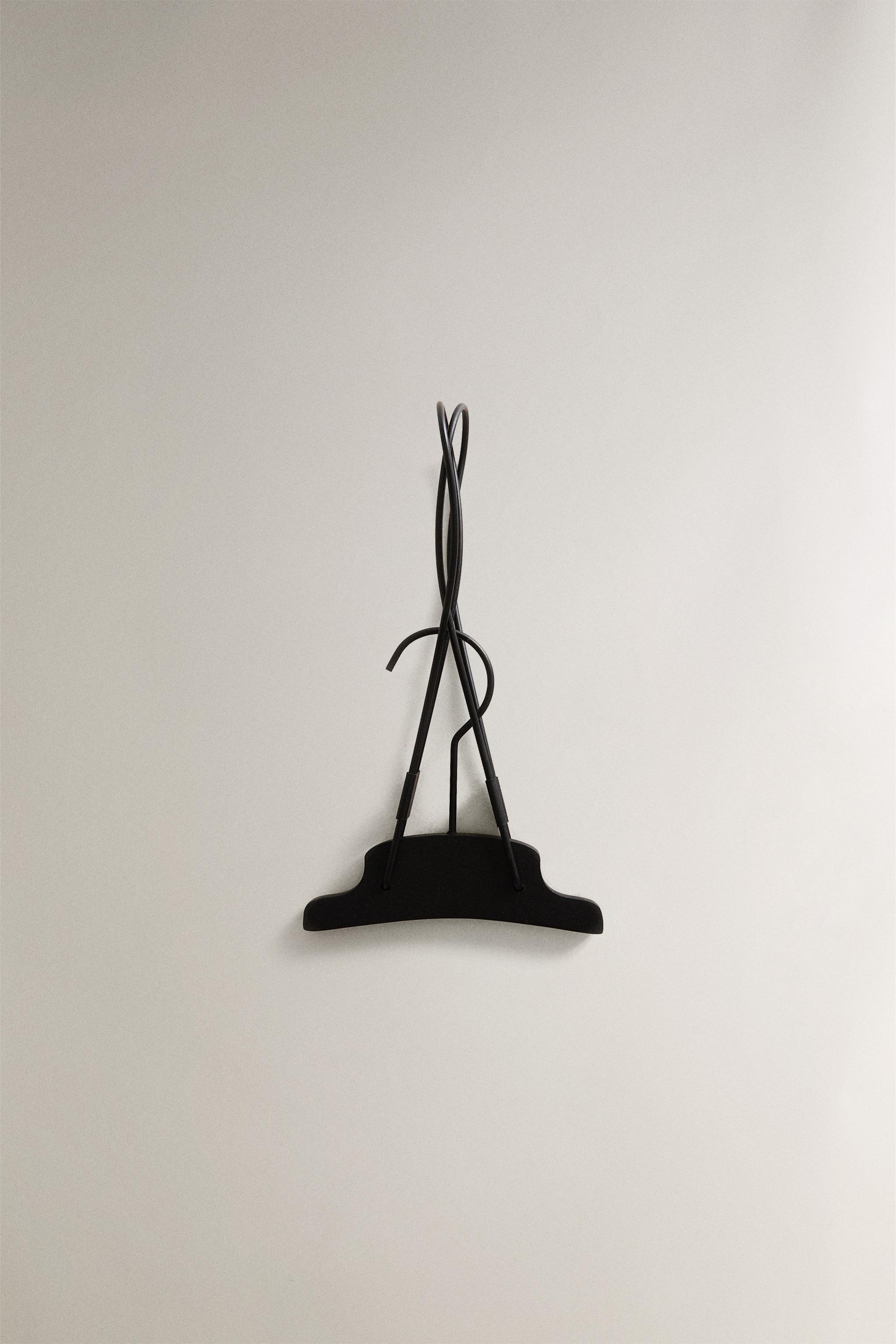 FOLDABLE METAL HANGER