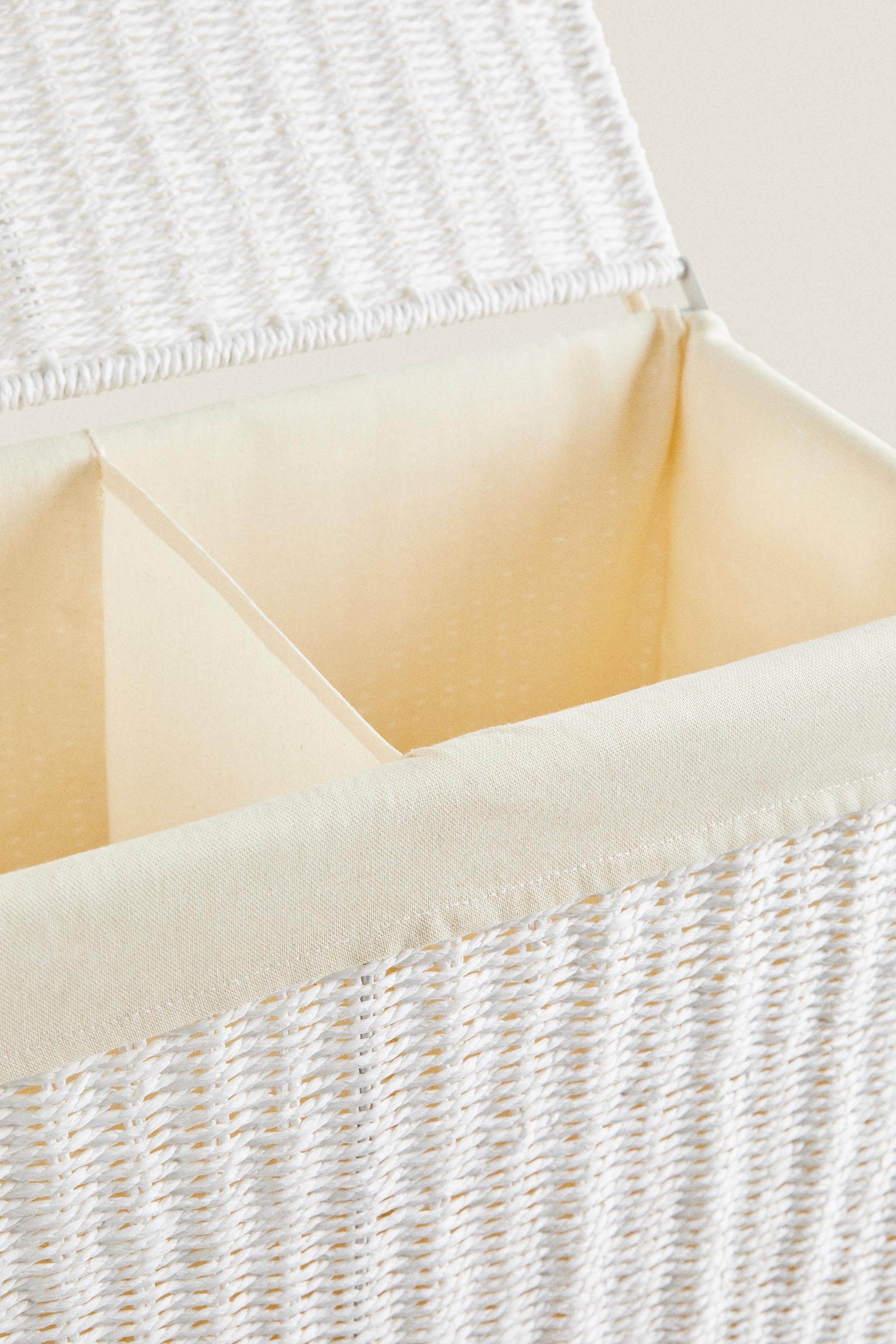 LAUNDRY BASKET WITH TWO COMPARTMENTS