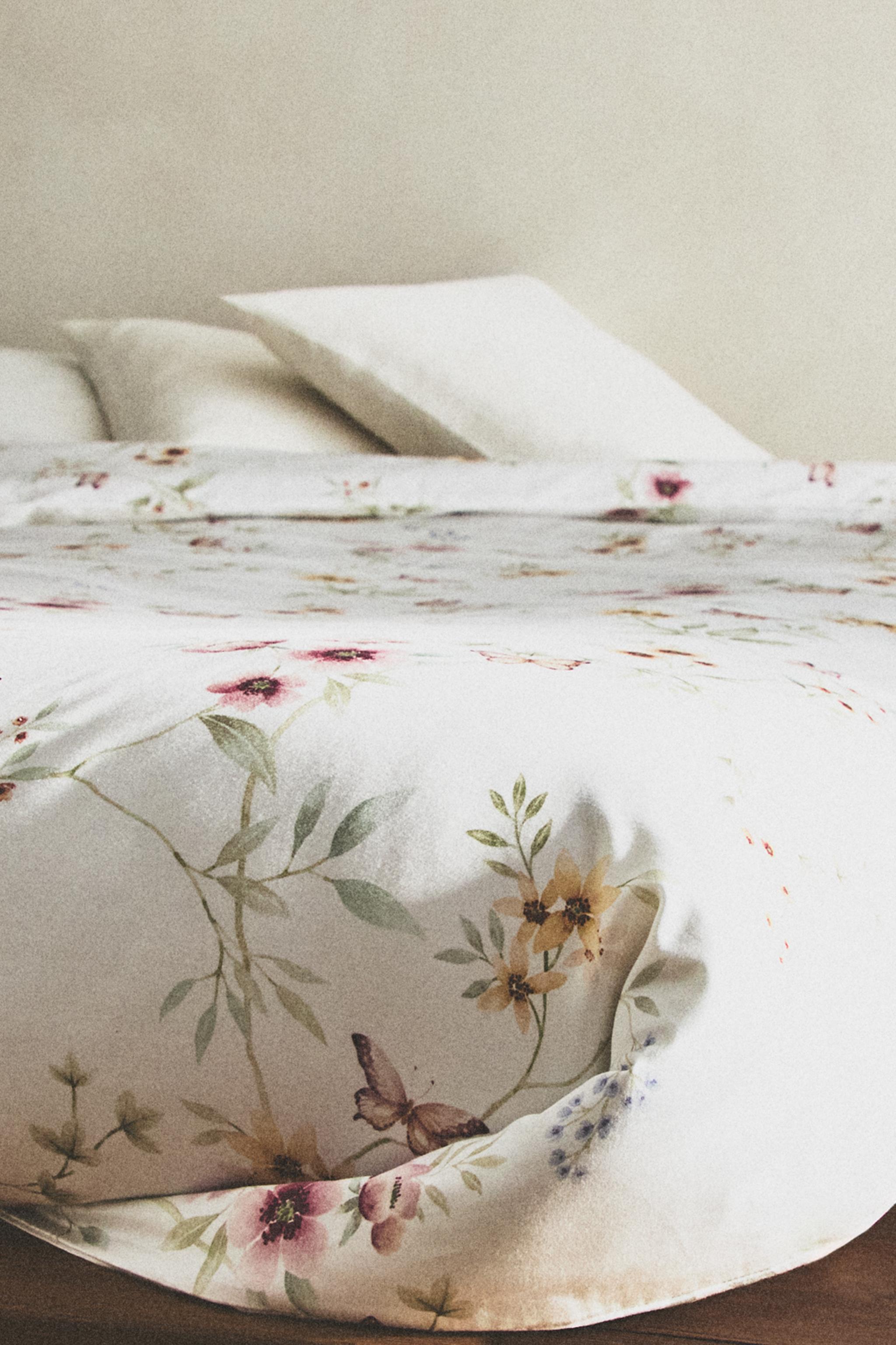 FLORAL PRINT SATEEN DUVET COVER