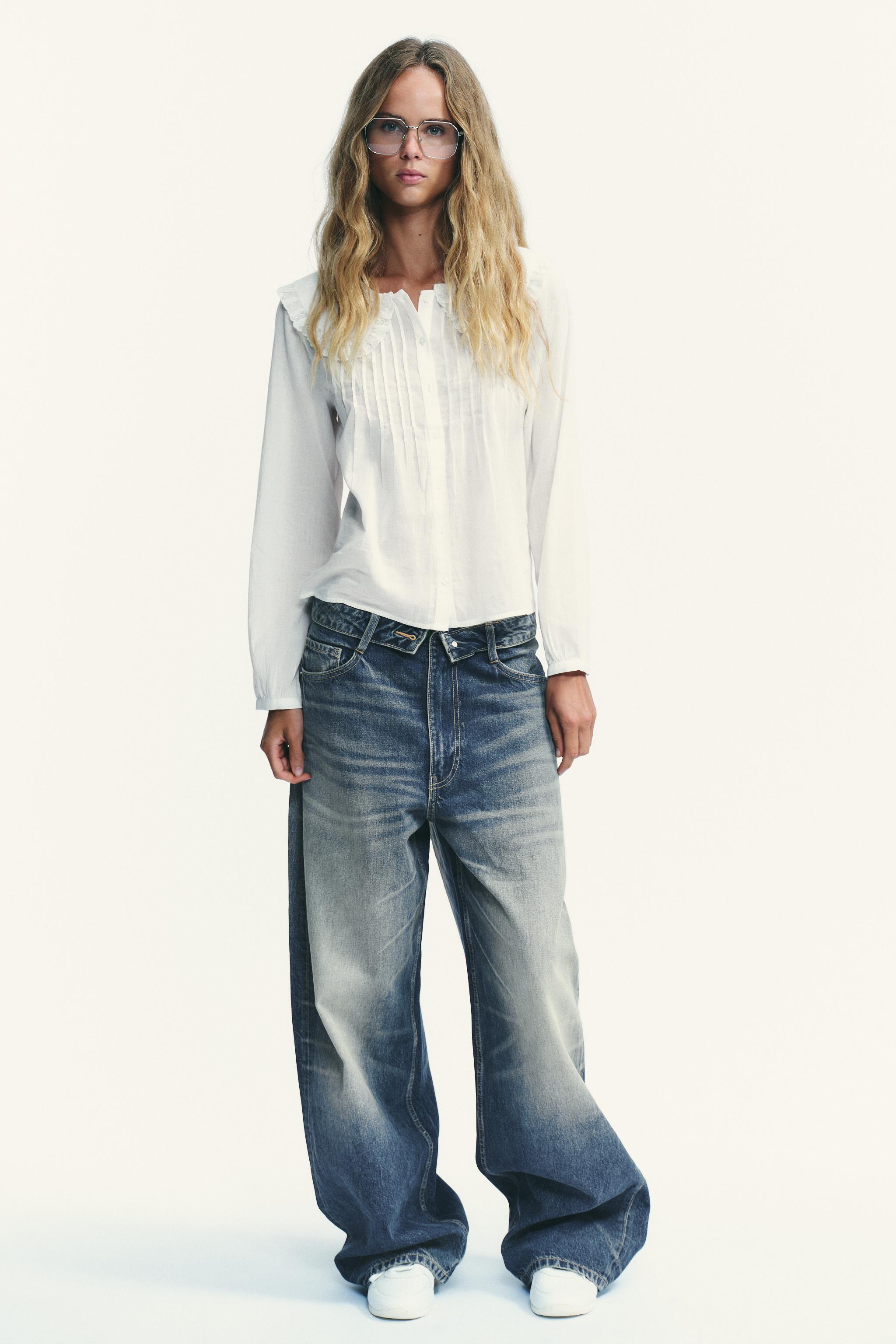 EMBROIDERED PETER PAN COLLAR SHIRT